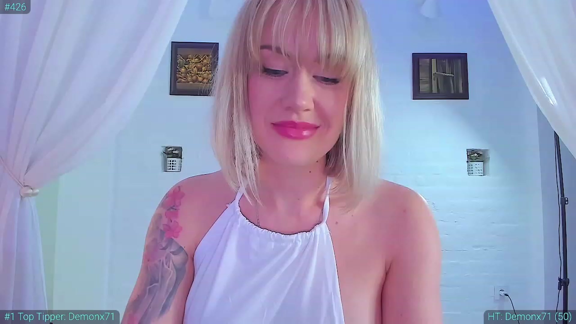 Gallery image thumbnail from AlexiAngel's myfreecams stream on, 03/13/2024, 17:20 image 14 of 20