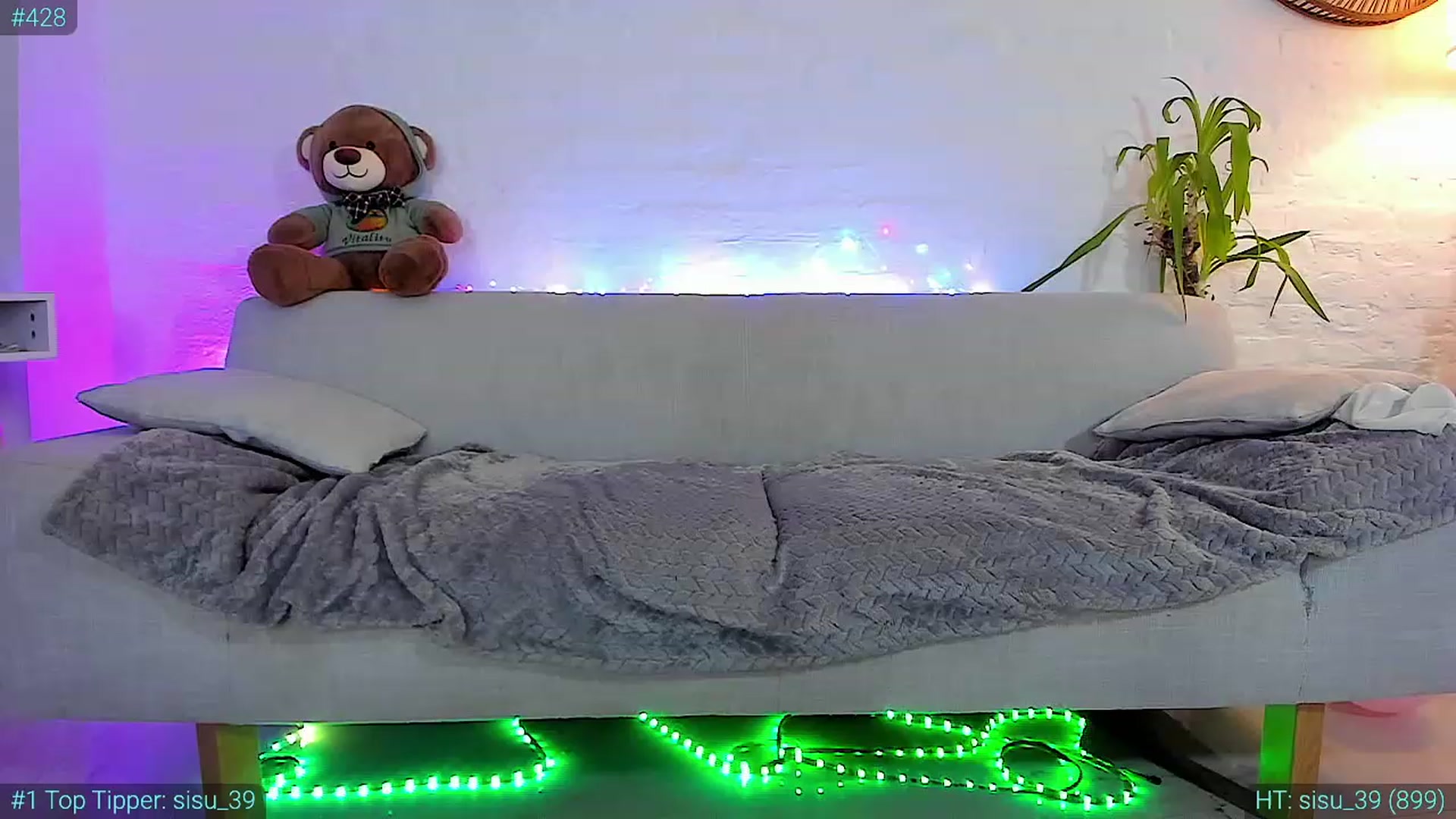 Gallery image thumbnail from AlexiAngel's myfreecams stream on, 03/17/2024, 18:31 image 9 of 20