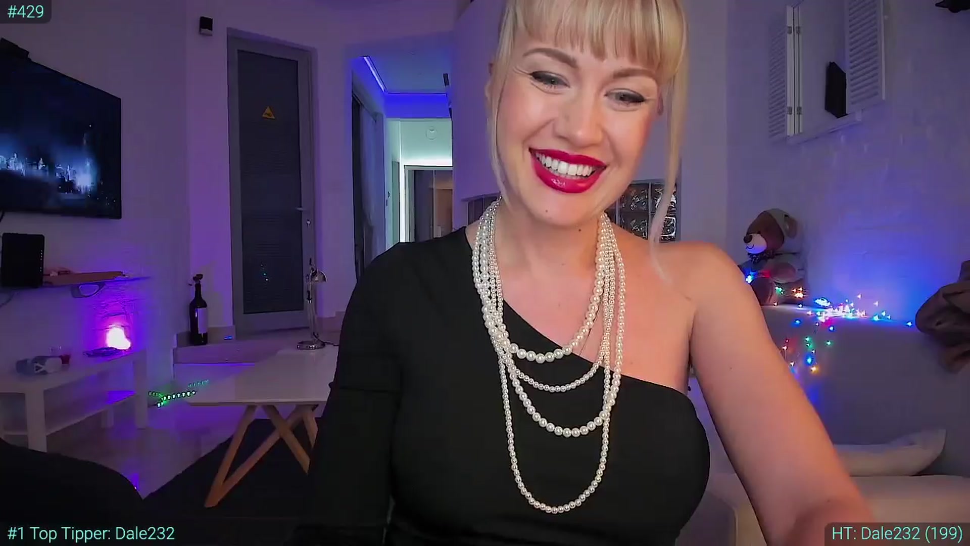 Gallery image thumbnail from AlexiAngel's myfreecams stream on, 03/24/2024, 17:33 image 15 of 20