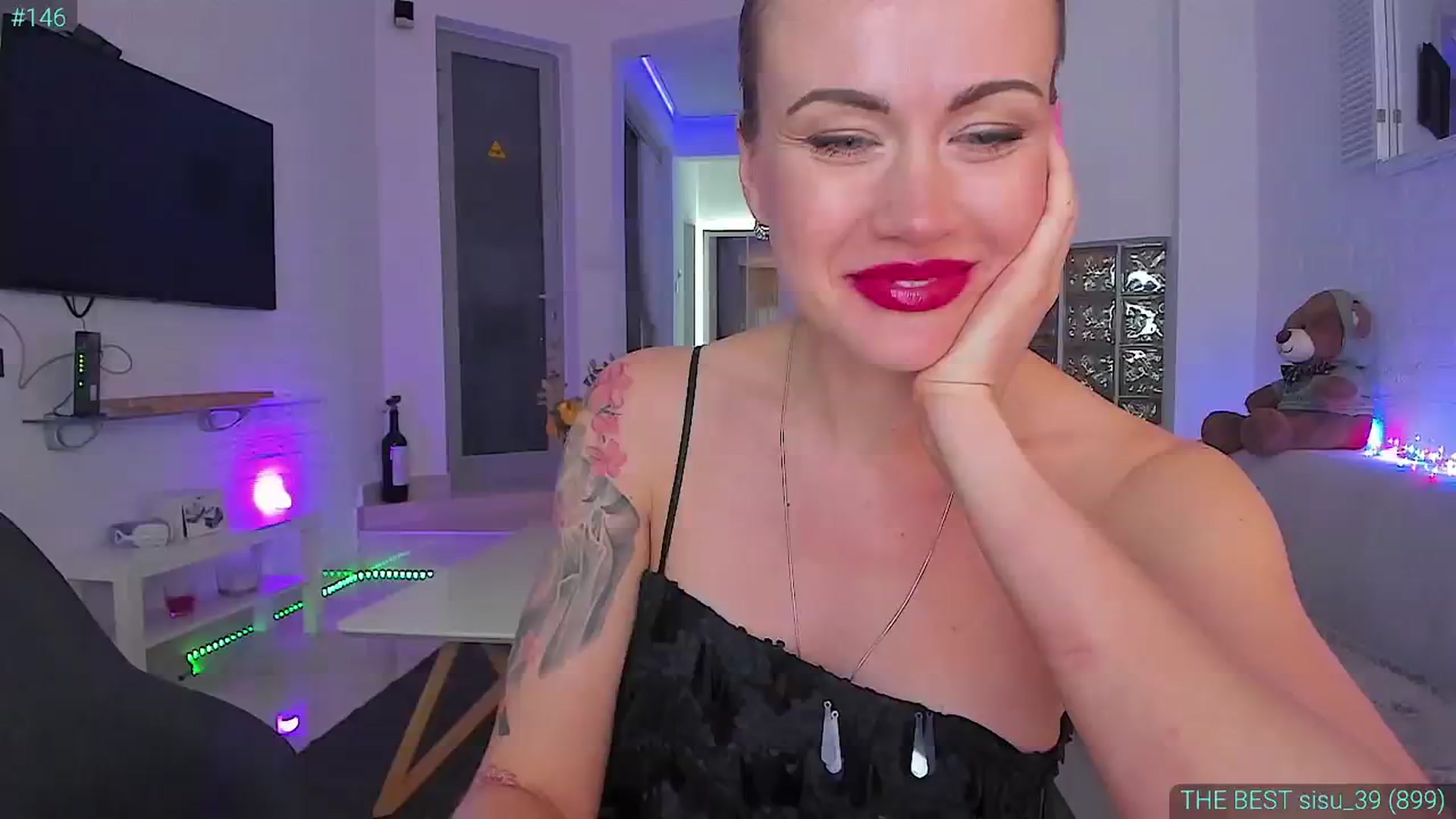 Gallery image thumbnail from AlexiAngel's myfreecams stream on, 04/19/2024, 17:27 image 10 of 20