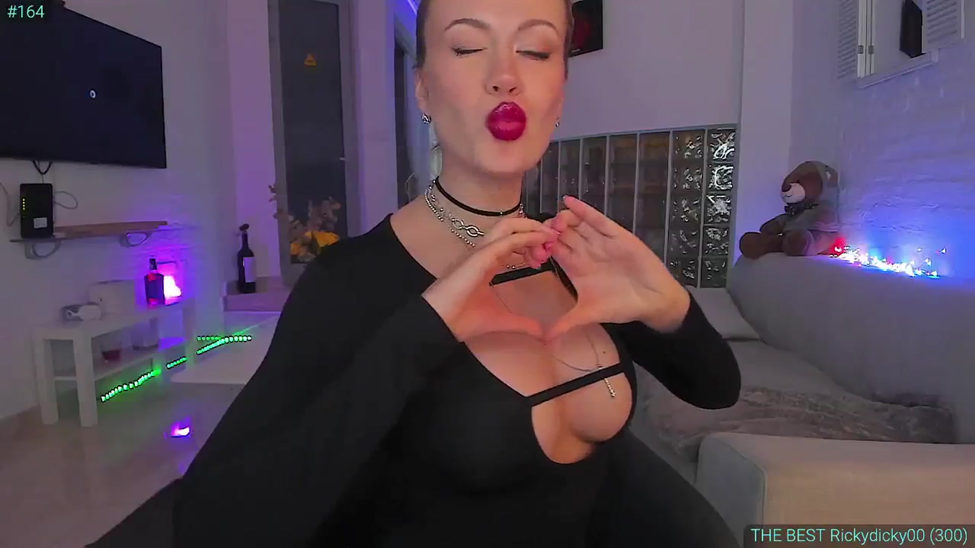 Gallery image thumbnail from AlexiAngel's myfreecams stream on, 04/21/2024, 18:58 image 13 of 20
