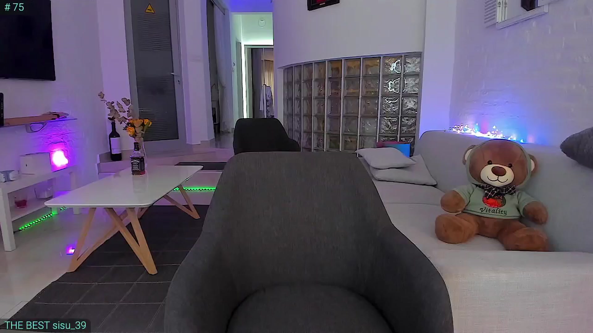 Gallery image thumbnail from AlexiAngel's myfreecams stream on, 05/25/2024, 06:05 image 13 of 20