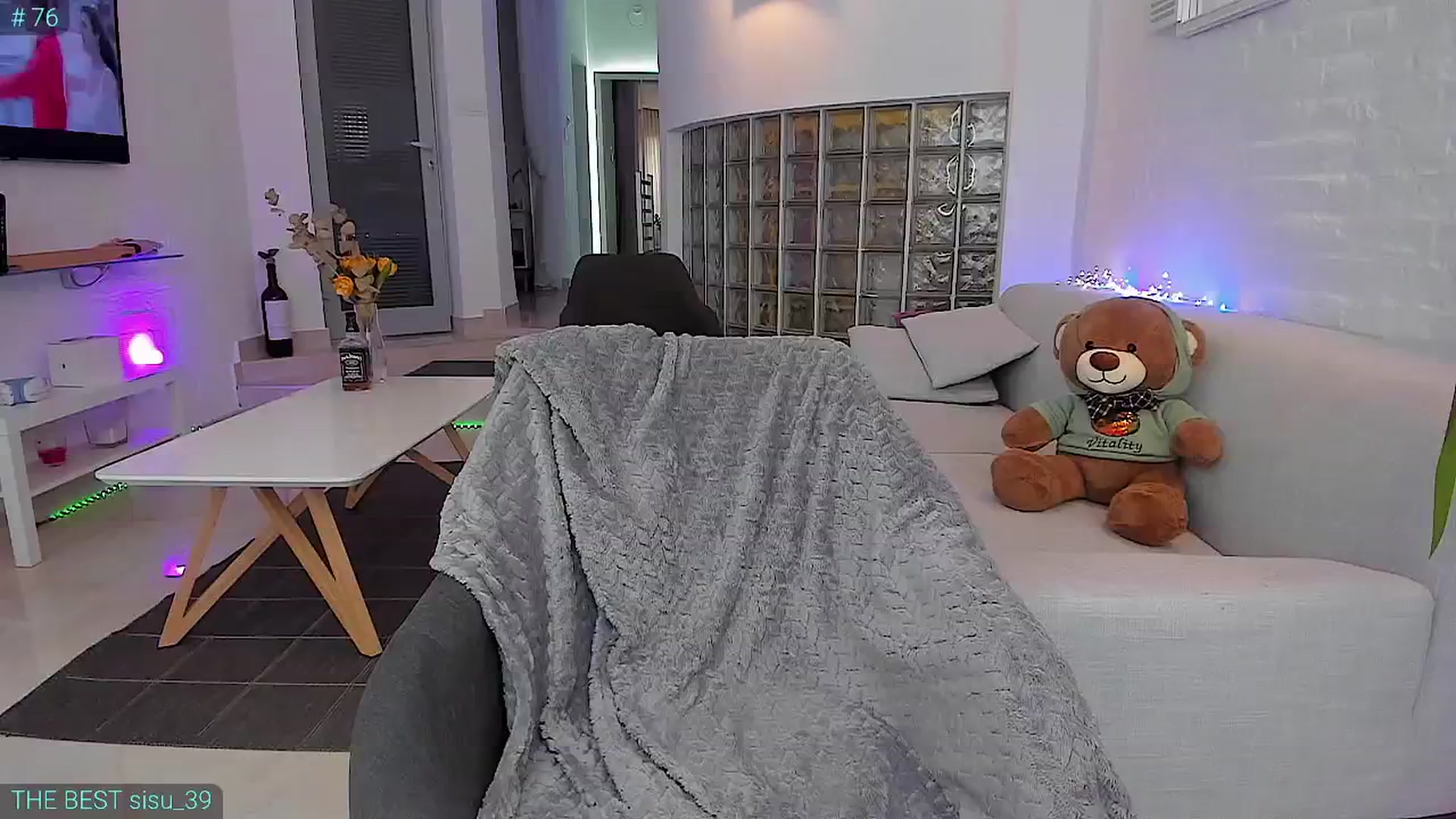 Gallery image thumbnail from AlexiAngel's myfreecams stream on, 05/26/2024, 06:56 image 12 of 20
