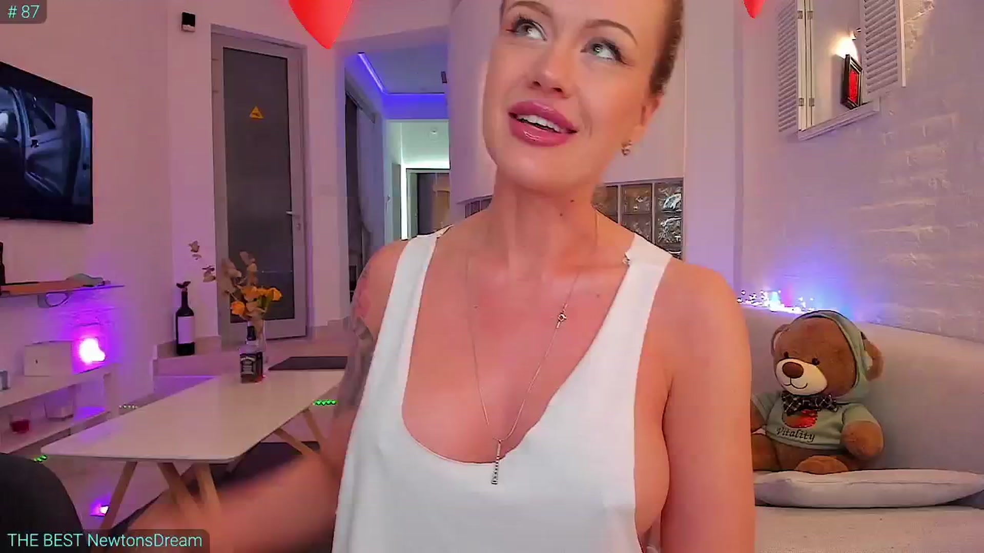 Gallery image thumbnail from AlexiAngel's myfreecams stream on, 05/29/2024, 18:38 image 3 of 20