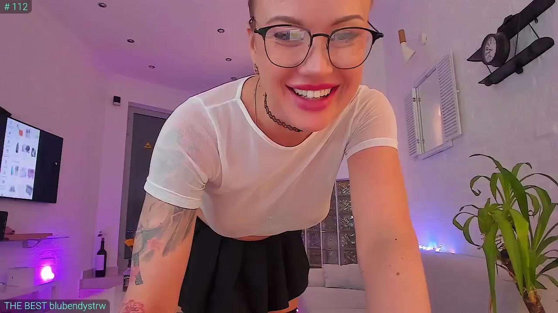 Gallery image thumbnail from AlexiAngel's myfreecams stream on, 06/20/2024, 17:20 image 14 of 20