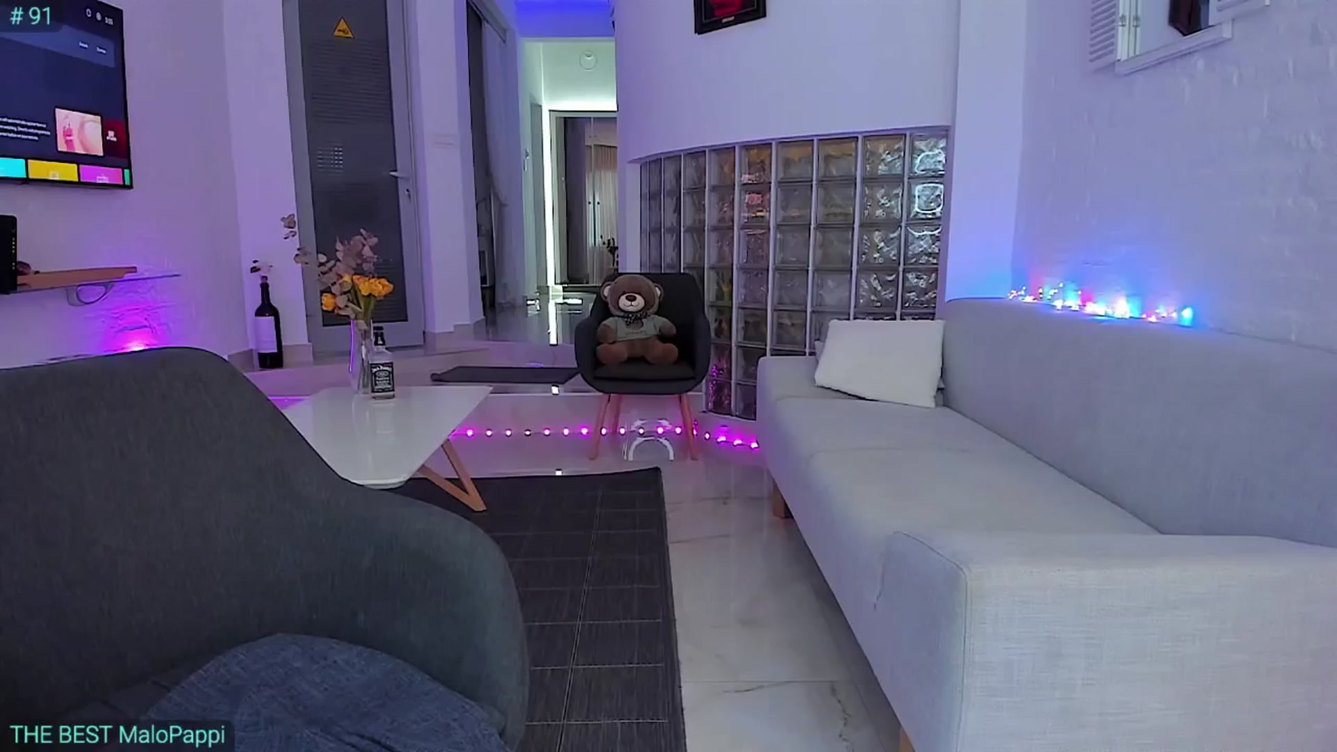Gallery image thumbnail from AlexiAngel's myfreecams stream on, 07/19/2024, 15:18 image 7 of 20