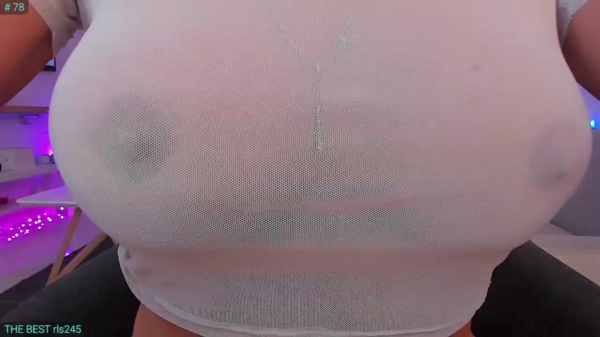 Gallery image thumbnail from AlexiAngel's myfreecams stream on, 07/19/2024, 17:36 image 16 of 20