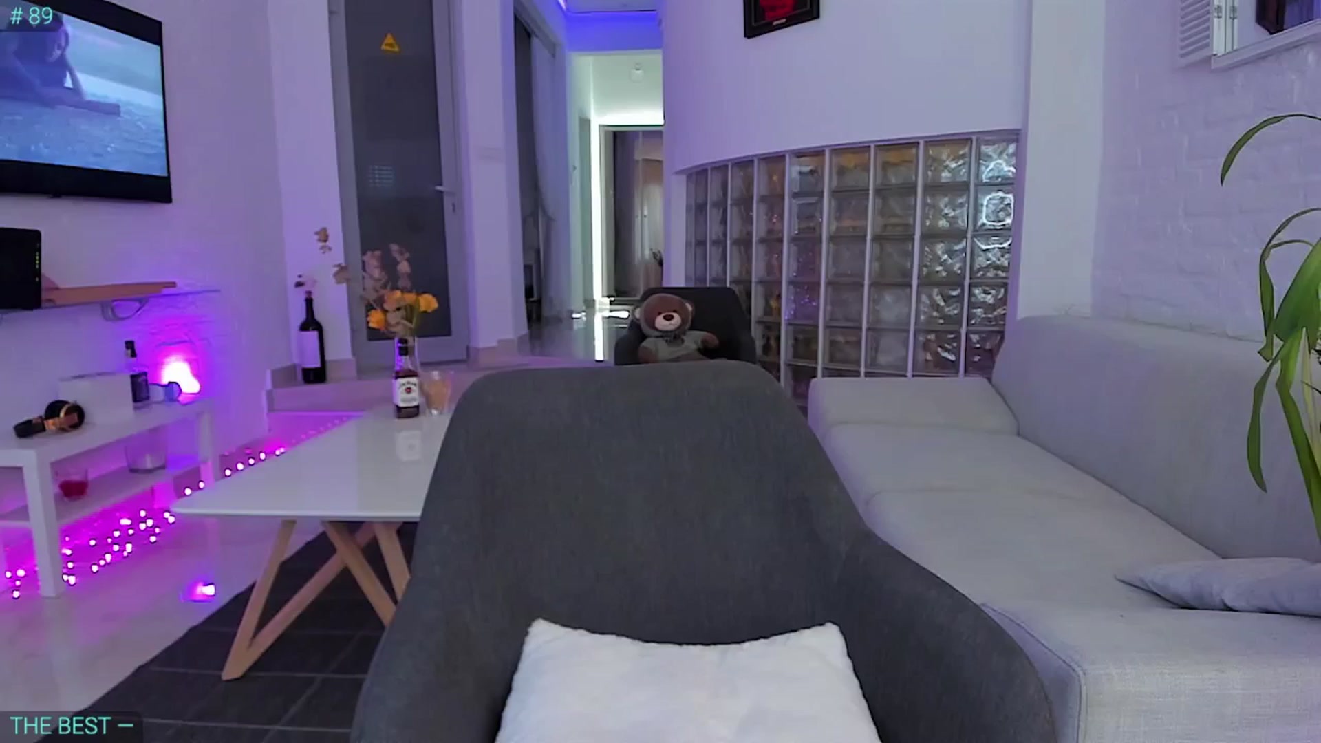 Gallery image thumbnail from AlexiAngel's myfreecams stream on, 07/26/2024, 14:52 image 6 of 20