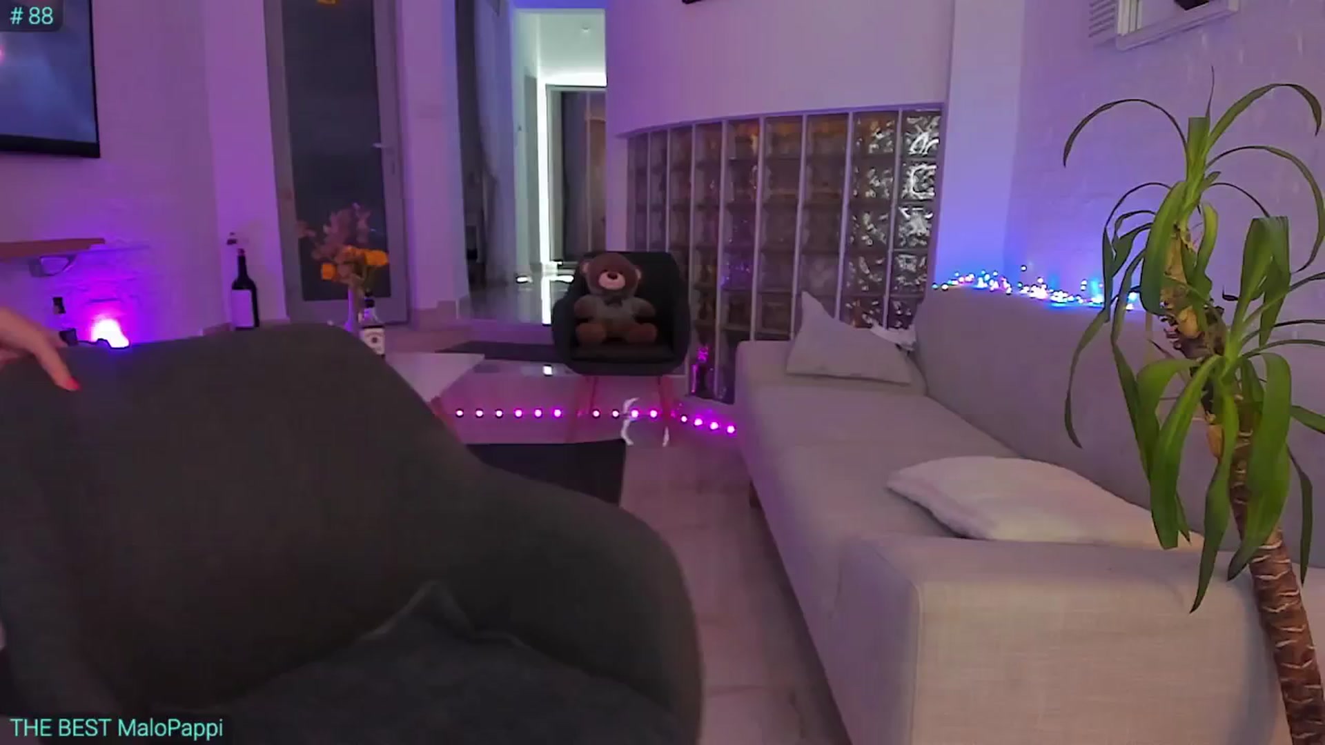Gallery image thumbnail from AlexiAngel's myfreecams stream on, 07/27/2024, 18:38 image 15 of 20