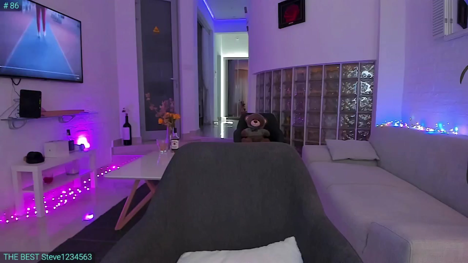 Gallery image thumbnail from AlexiAngel's myfreecams stream on, 07/28/2024, 18:32 image 1 of 20