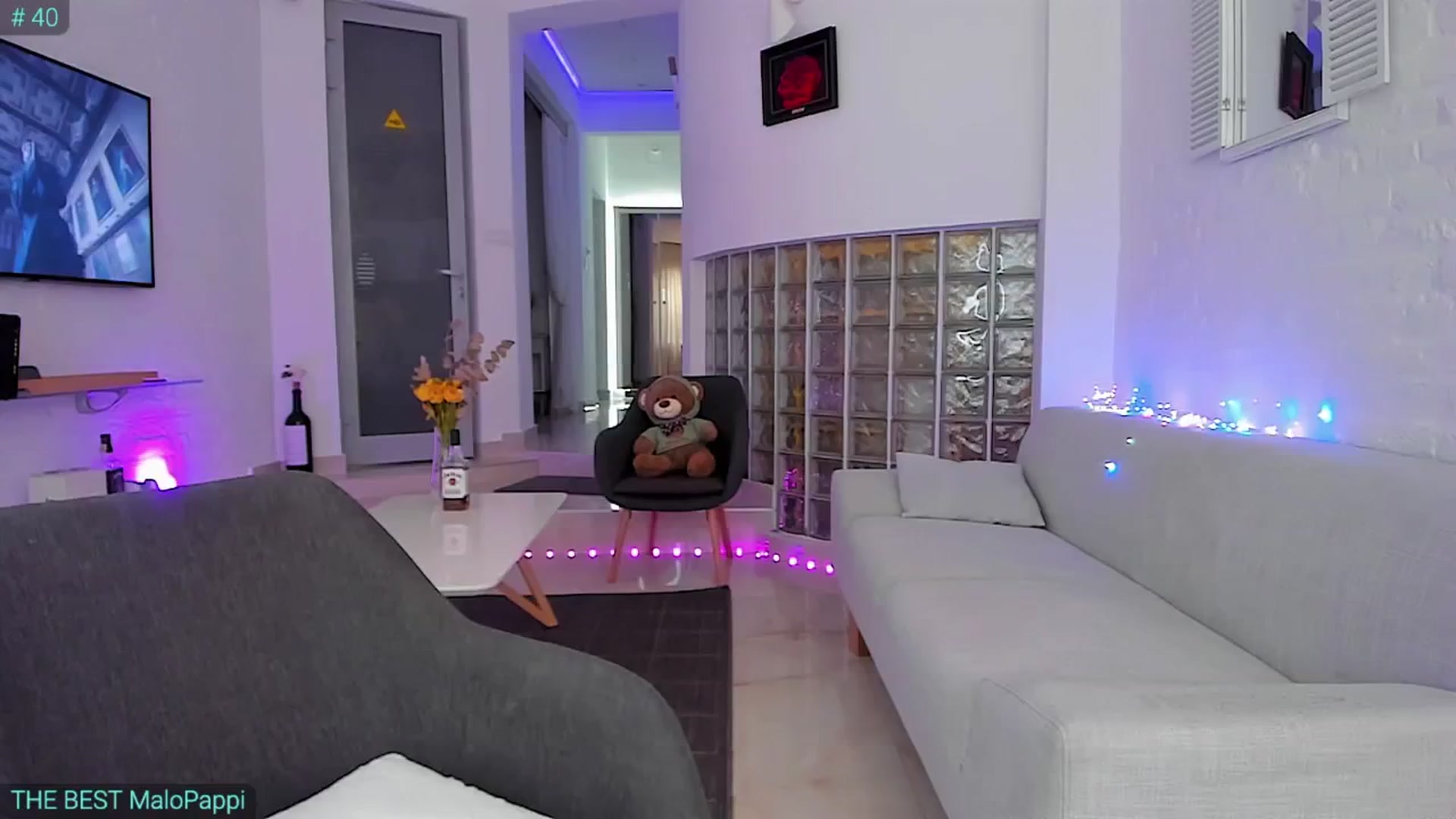Gallery image thumbnail from AlexiAngel's myfreecams stream on, 08/02/2024, 07:48 image 6 of 20