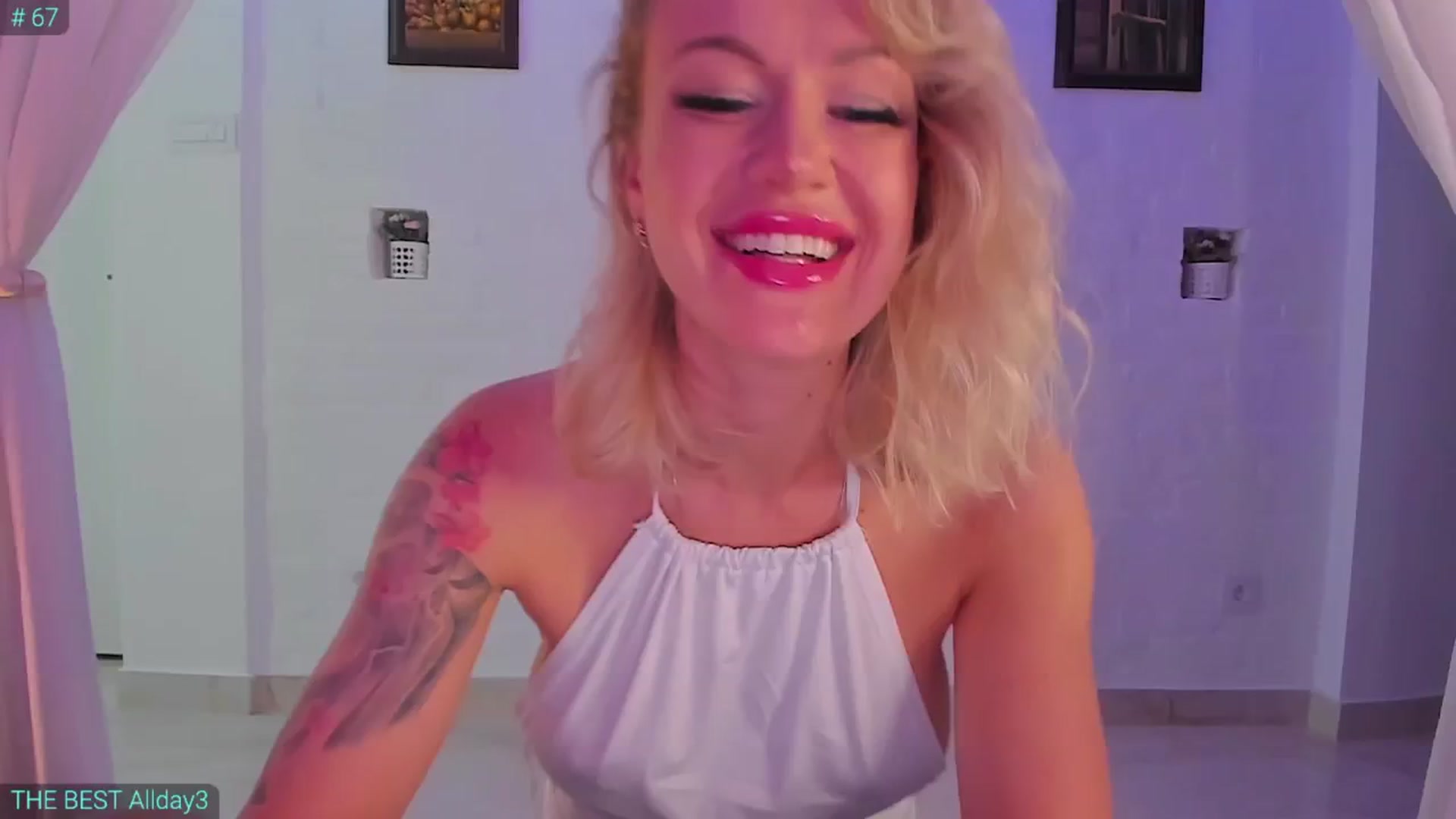 Gallery image thumbnail from AlexiAngel's myfreecams stream on, 08/25/2024, 04:10 image 20 of 20