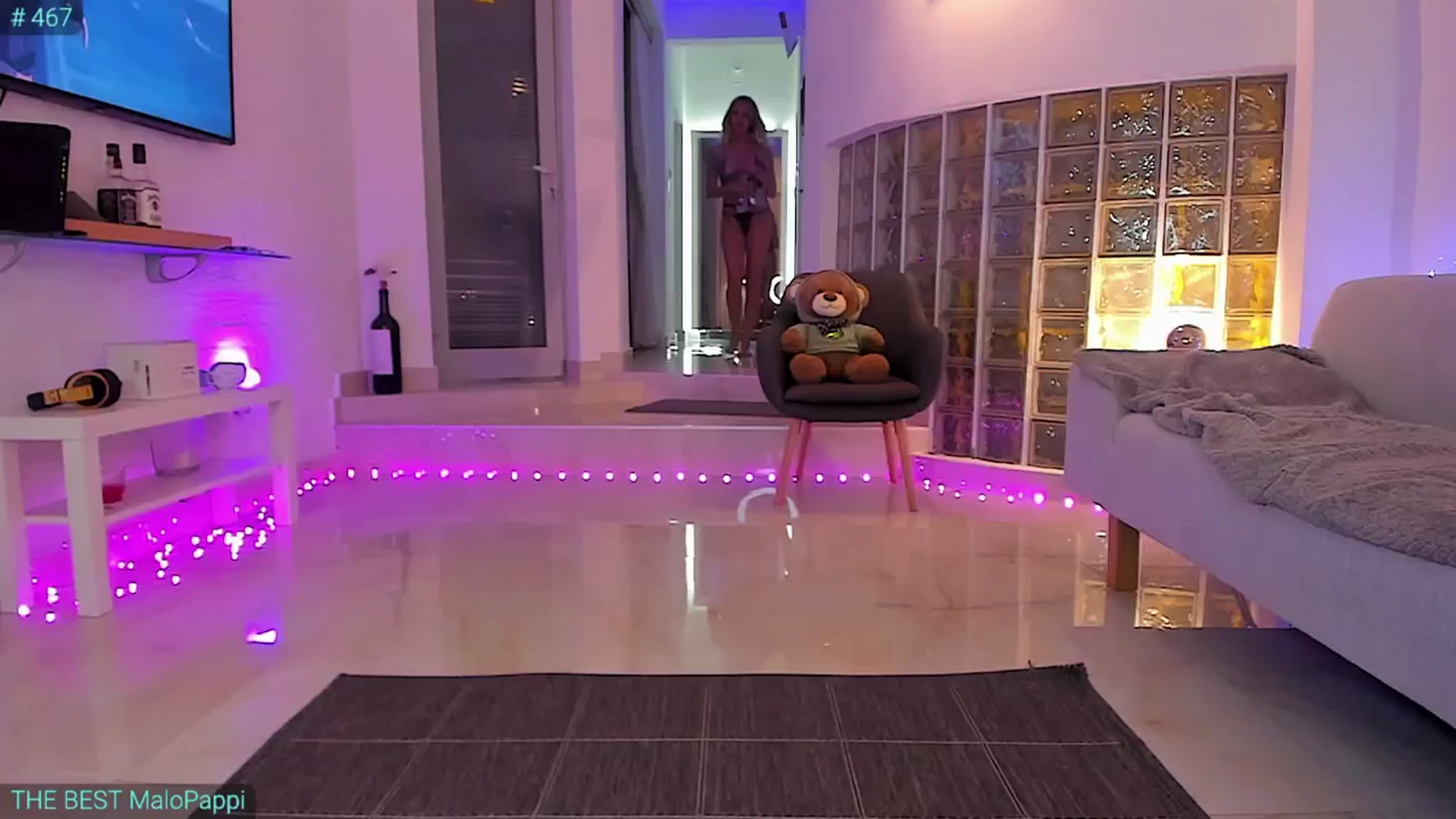 Gallery image thumbnail from AlexiAngel's myfreecams stream on, 09/18/2024, 19:00 image 19 of 20