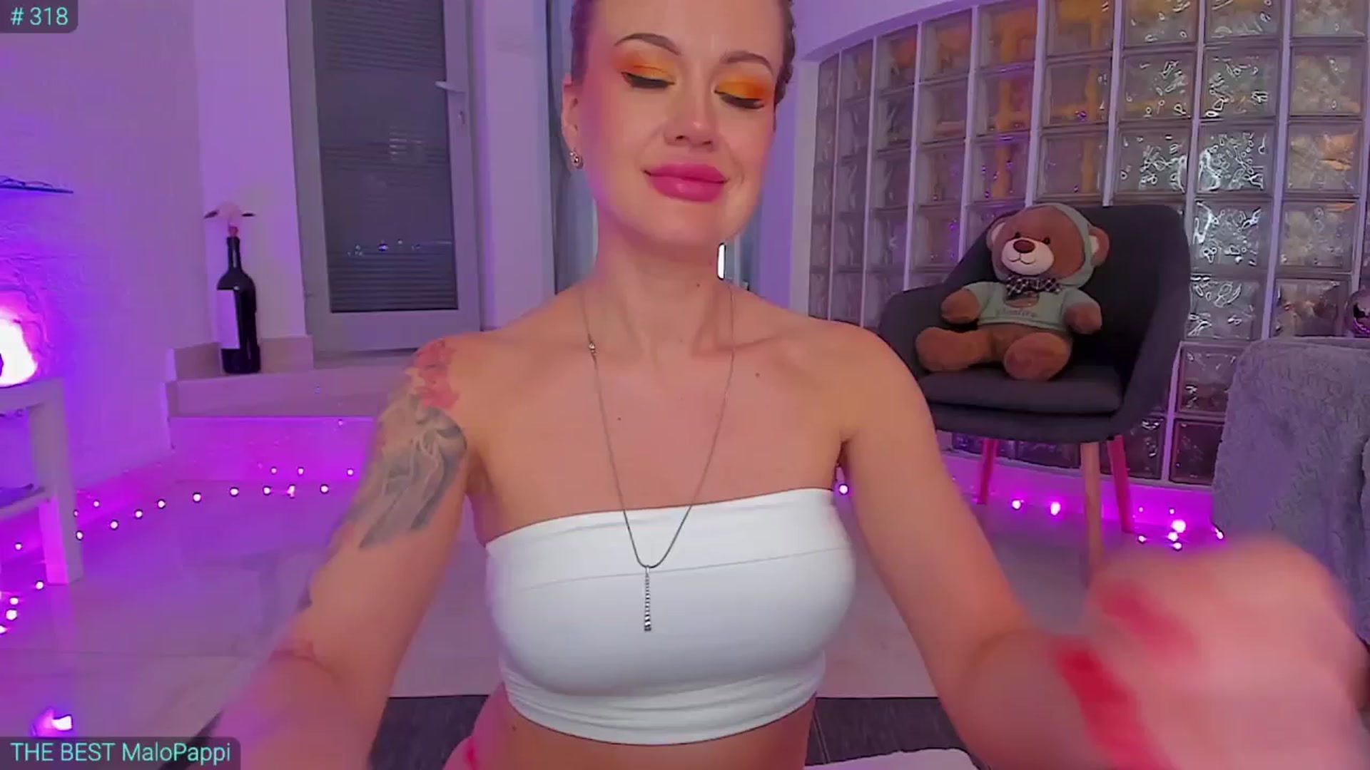 Gallery image thumbnail from AlexiAngel's myfreecams stream on, 09/26/2024, 06:20 image 3 of 20