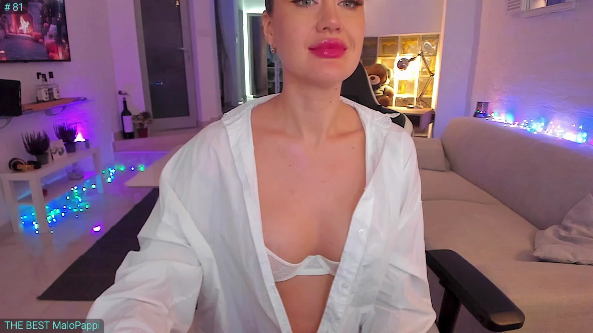 Gallery image thumbnail from AlexiAngel's myfreecams stream on, 10/11/2024, 07:00 image 12 of 20