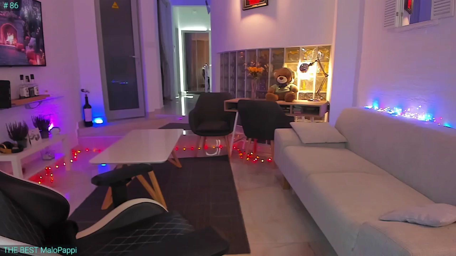 Gallery image thumbnail from AlexiAngel's myfreecams stream on, 10/14/2024, 04:56 image 15 of 20