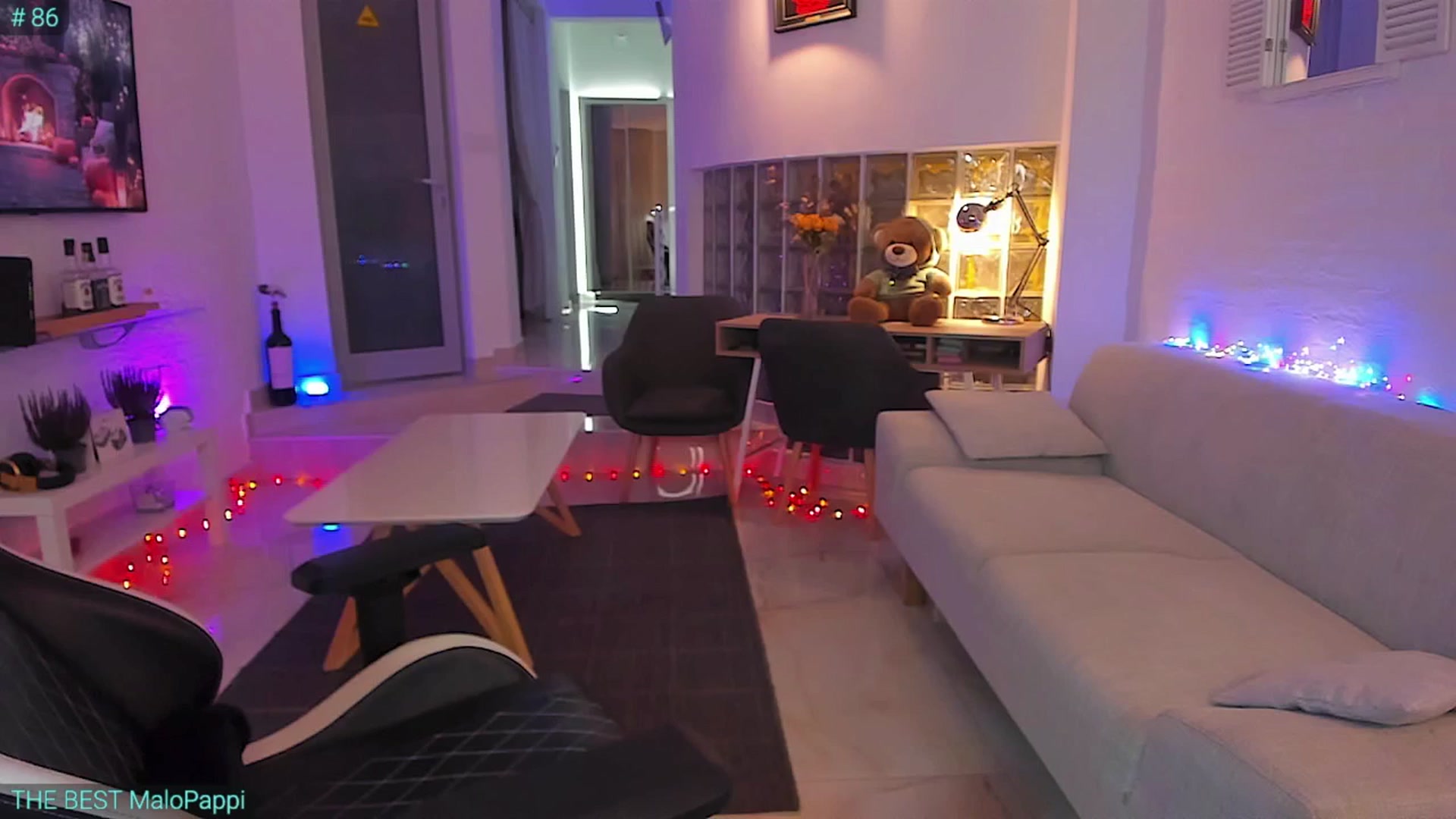 Gallery image thumbnail from AlexiAngel's myfreecams stream on, 10/14/2024, 04:56 image 19 of 20