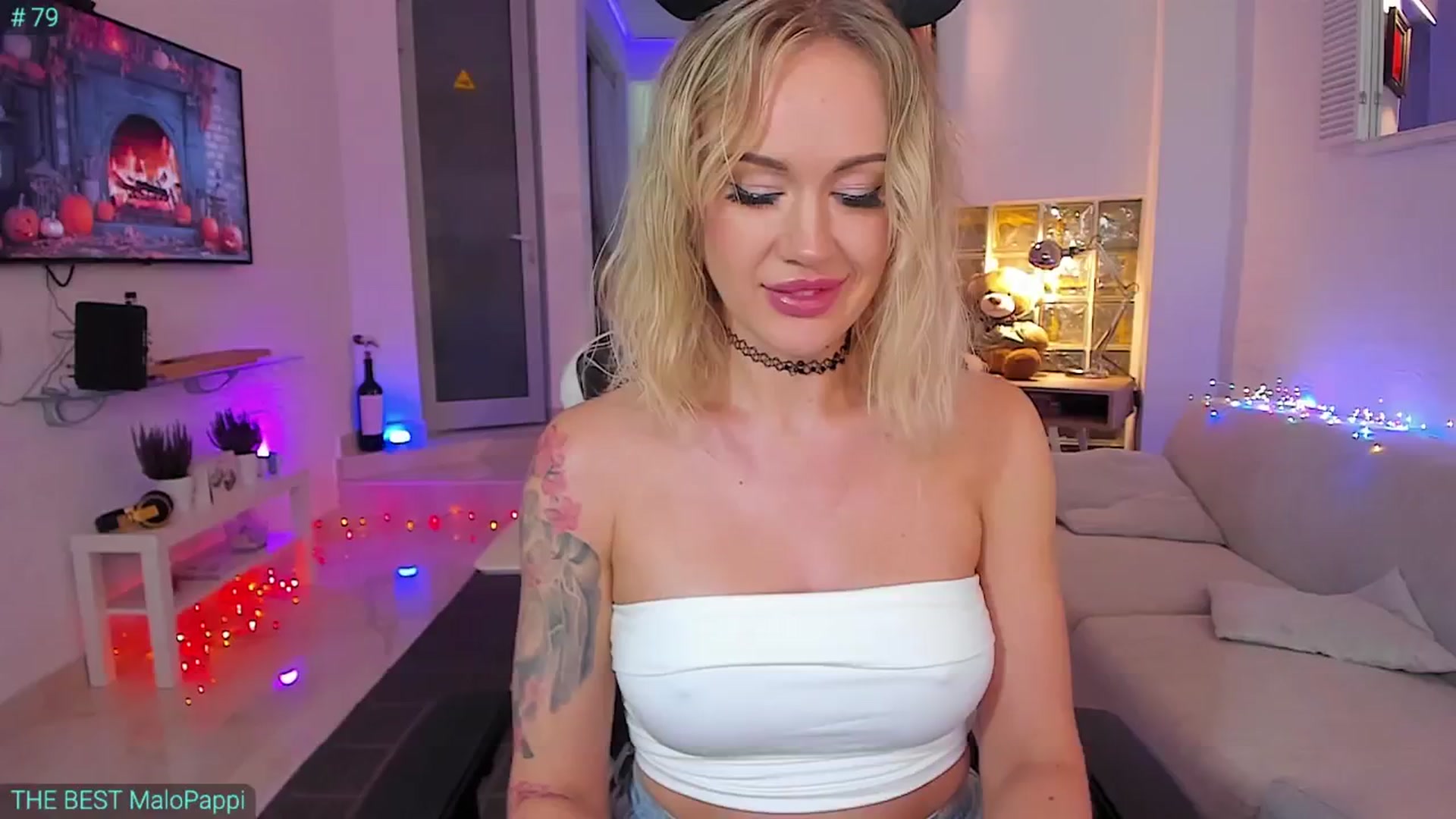 Gallery image thumbnail from AlexiAngel's myfreecams stream on, 10/20/2024, 06:49 image 9 of 20