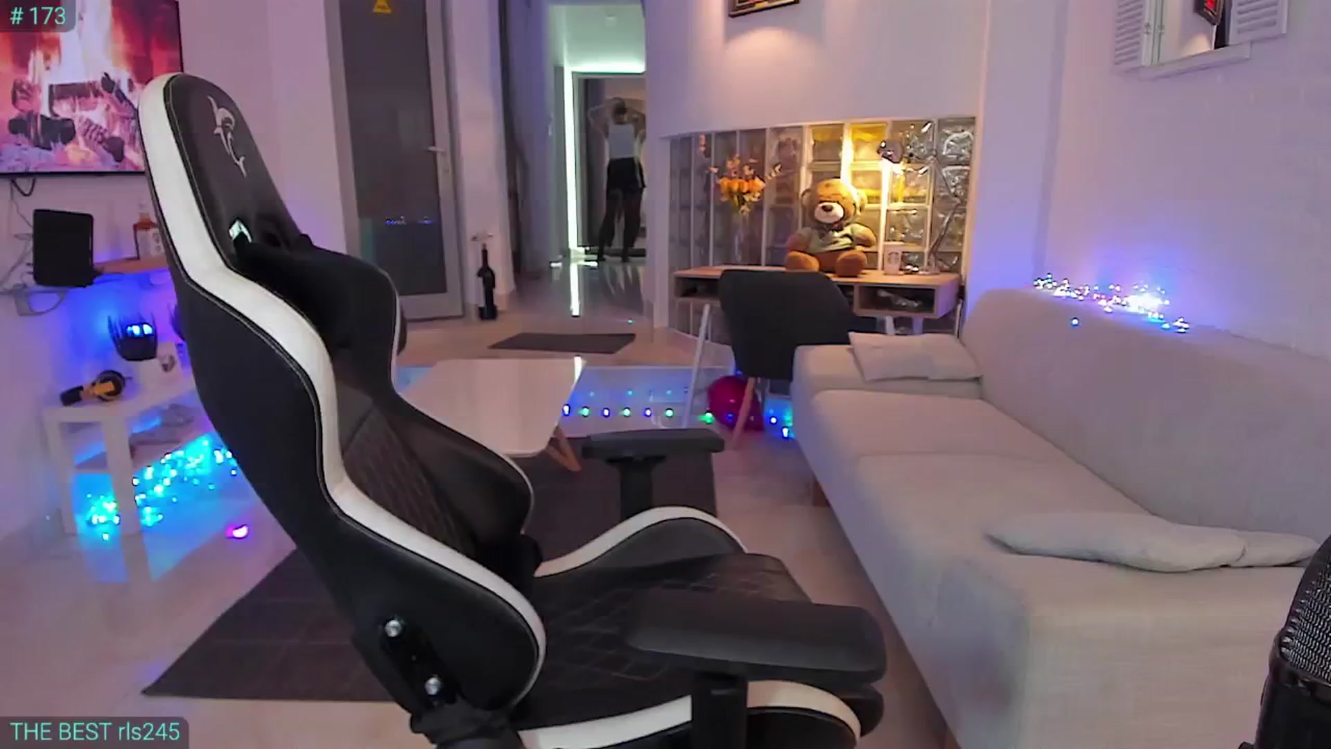 Gallery image thumbnail from AlexiAngel's myfreecams stream on, 11/05/2024, 08:04 image 9 of 20