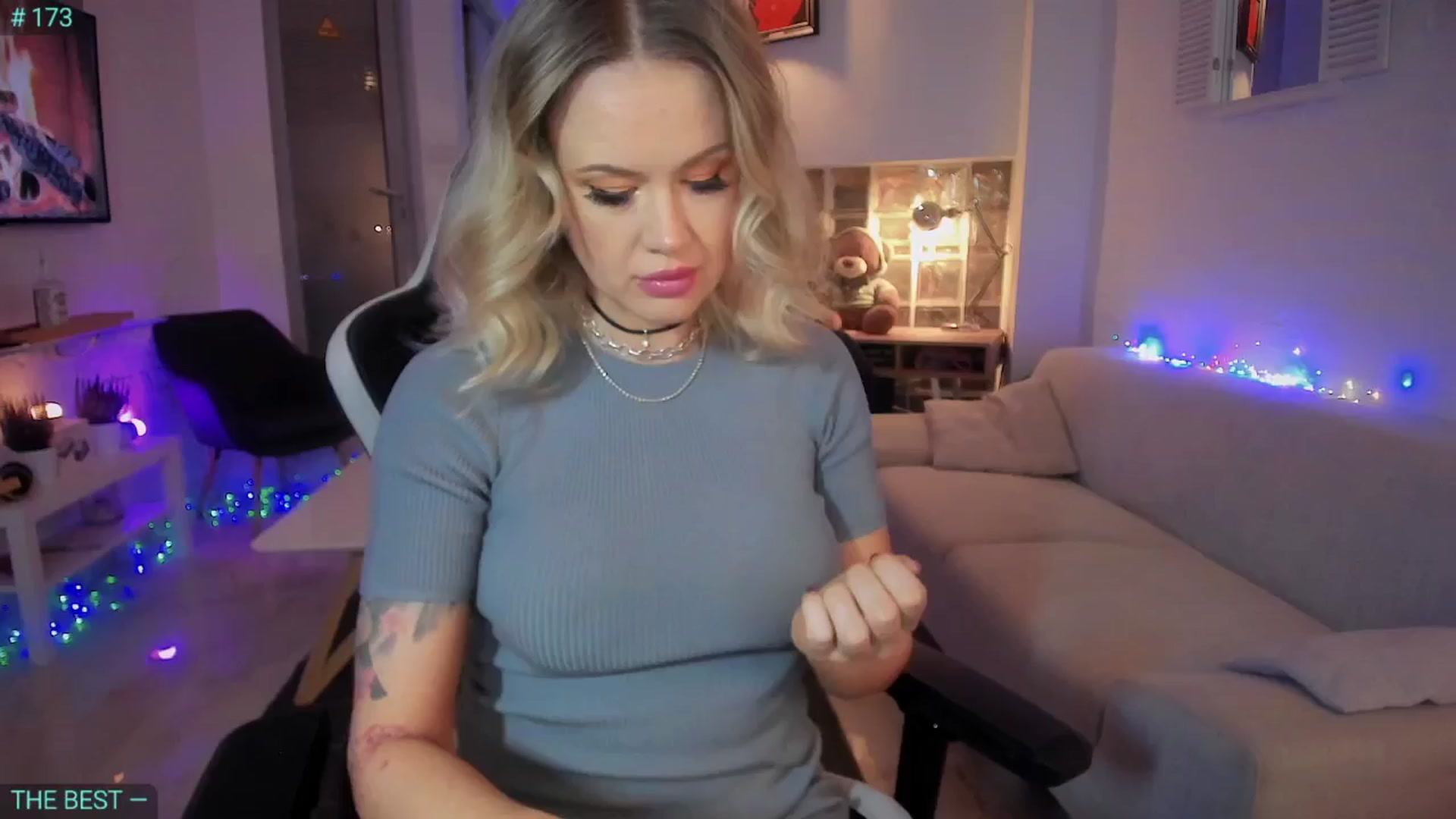 Gallery image thumbnail from AlexiAngel's myfreecams stream on, 12/11/2024, 18:49 image 1 of 20