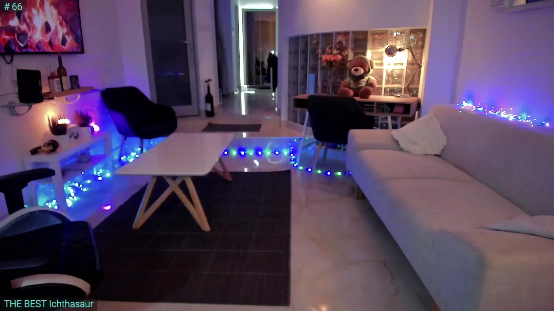 Gallery image thumbnail from AlexiAngel's myfreecams stream on, 12/28/2024, 05:32 image 18 of 20