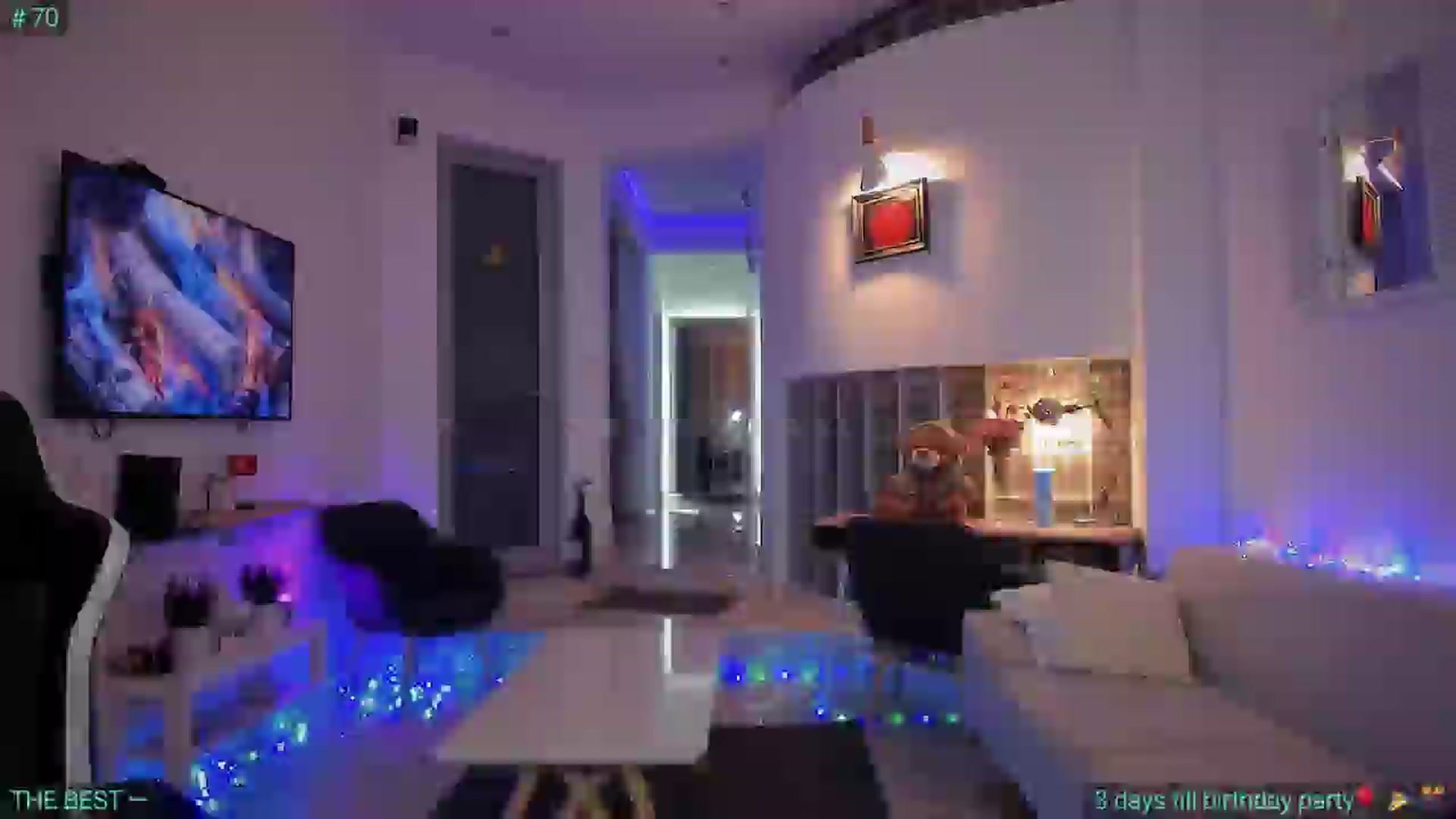 Gallery image thumbnail from AlexiAngel's myfreecams stream on, 01/05/2025, 19:02 image 1 of 20