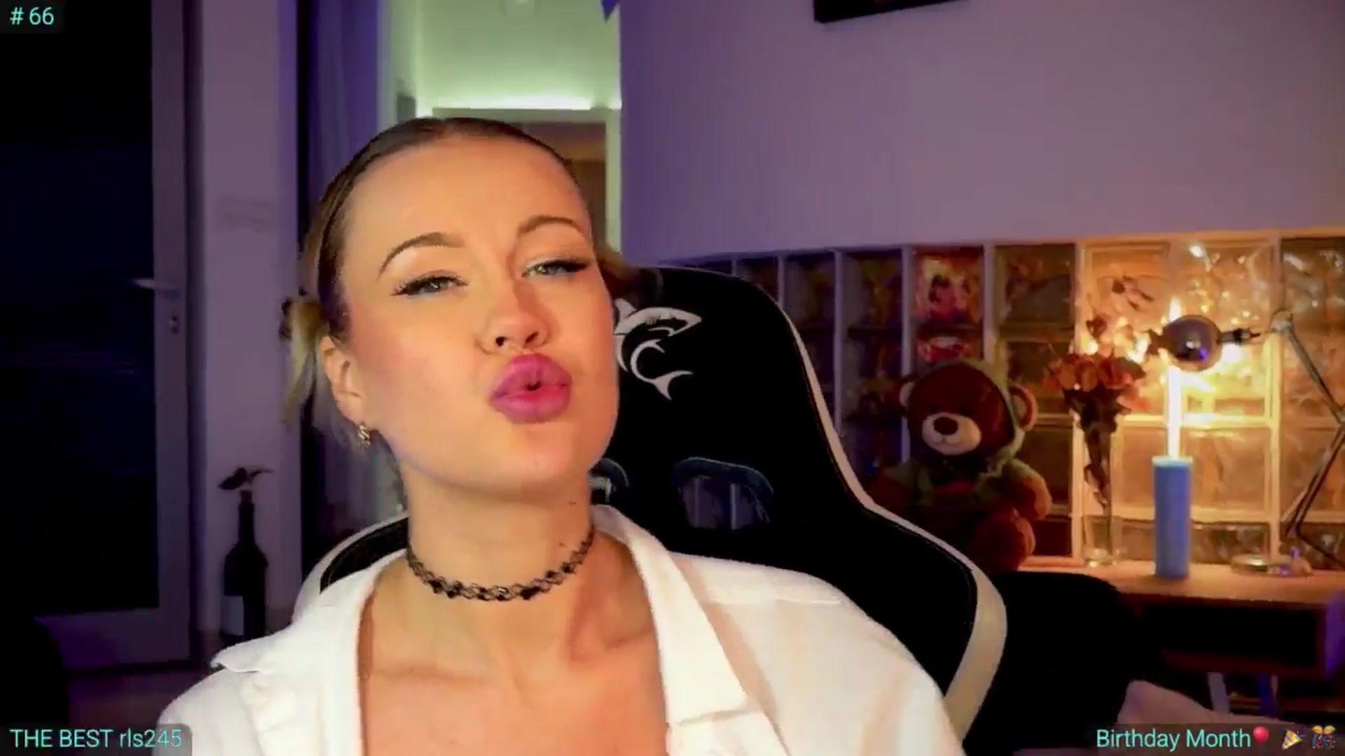 Gallery image thumbnail from AlexiAngel's myfreecams stream on, 01/14/2025, 08:14 image 19 of 20