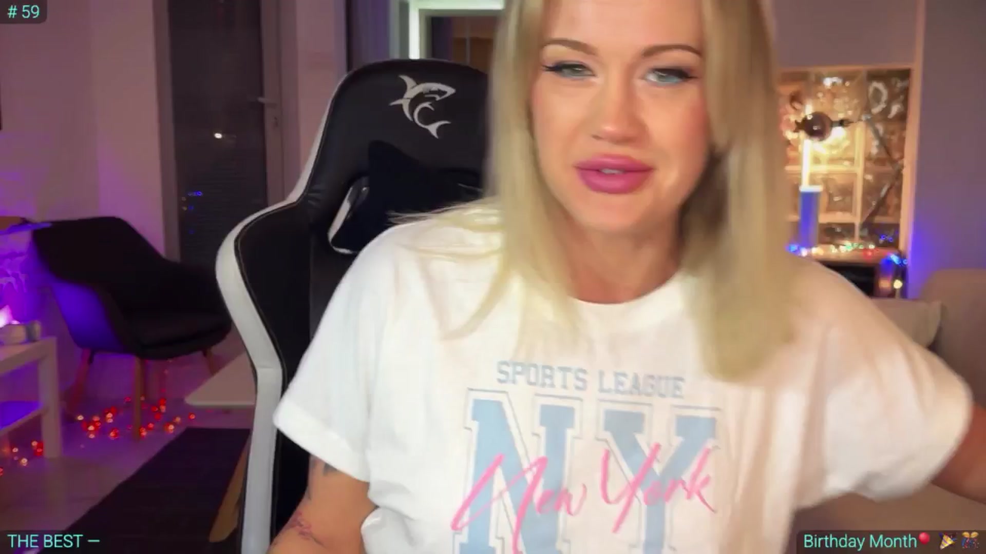 Gallery image thumbnail from AlexiAngel's myfreecams stream on, 01/21/2025, 17:38 image 3 of 20