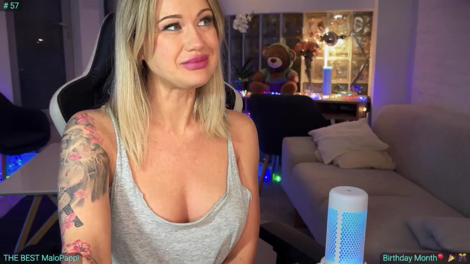 Gallery image thumbnail from AlexiAngel's myfreecams stream on, 01/24/2025, 07:07 image 16 of 20