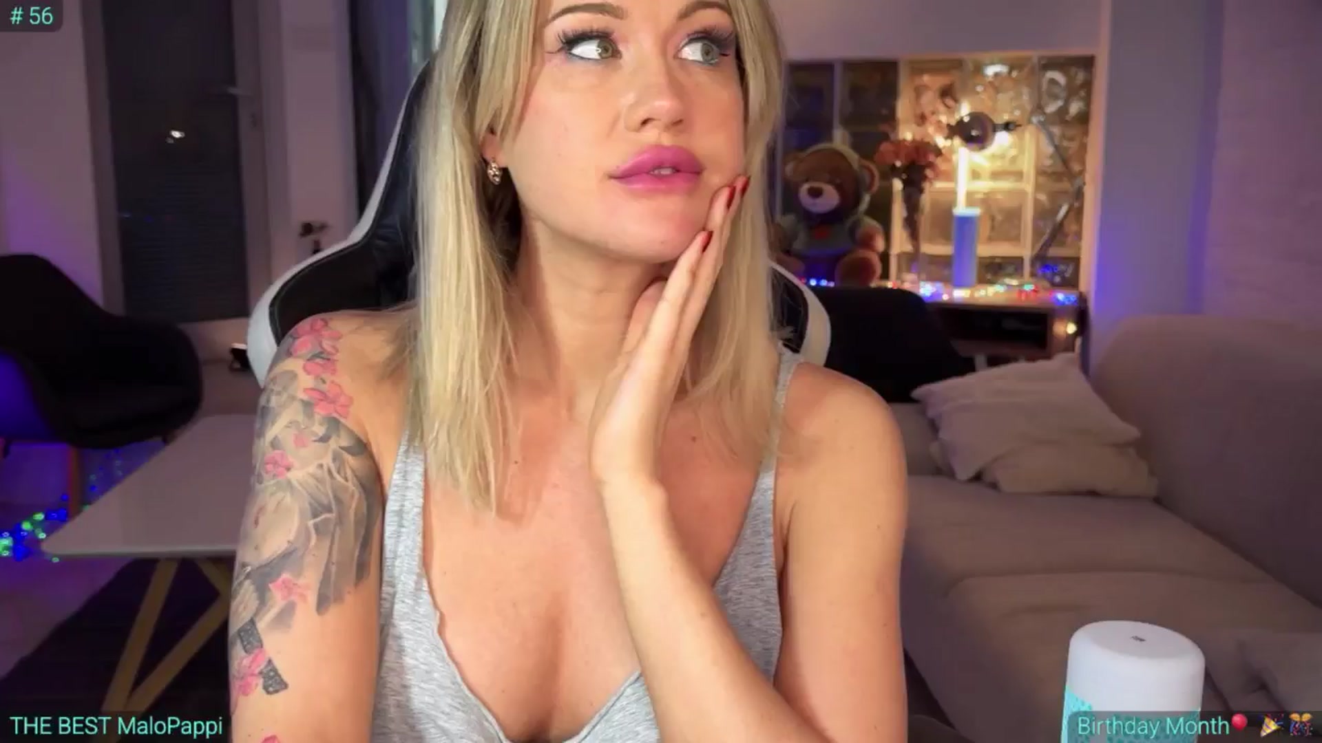 Gallery image thumbnail from AlexiAngel's myfreecams stream on, 01/24/2025, 07:19 image 16 of 20