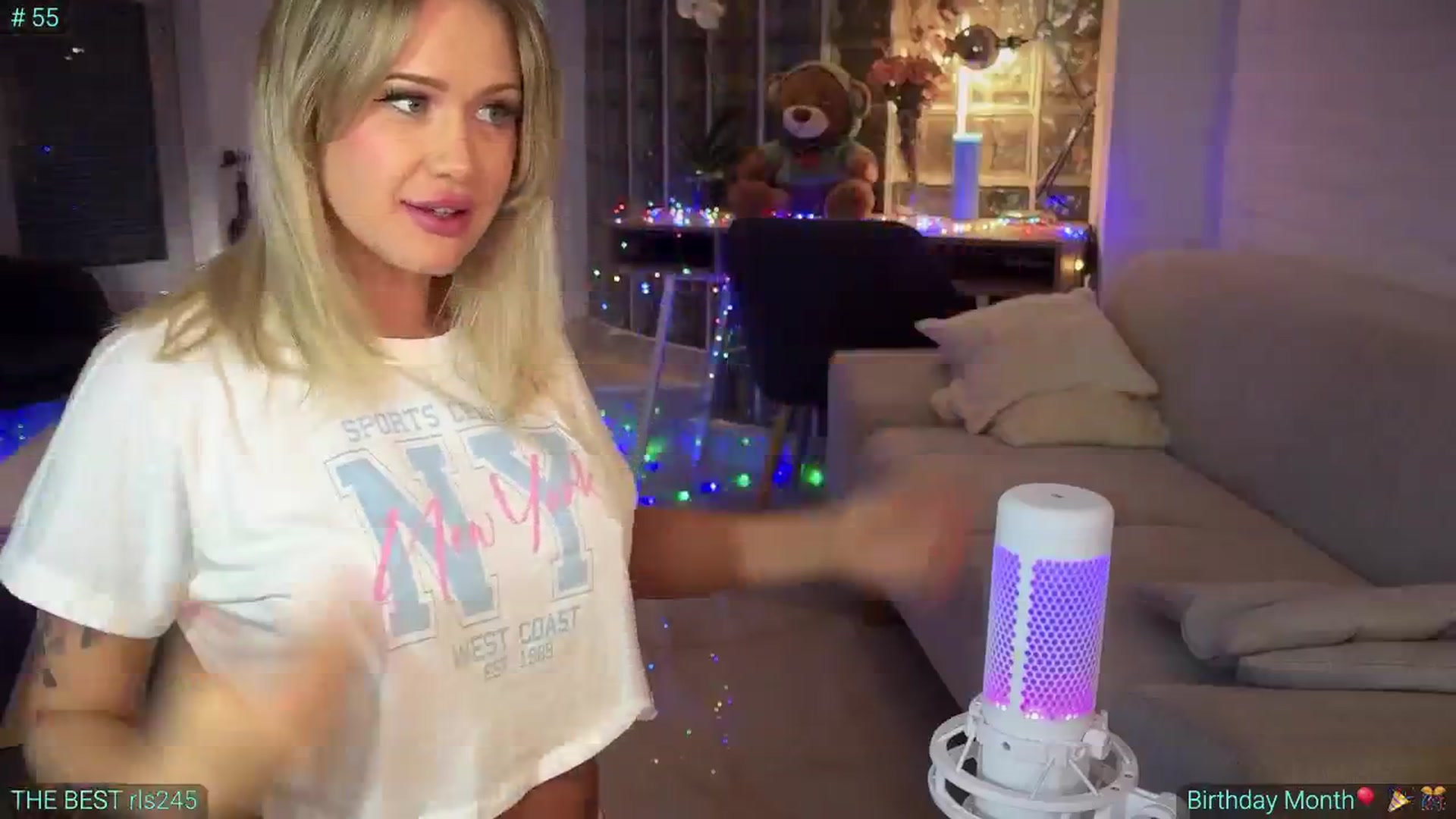 Gallery image thumbnail from AlexiAngel's myfreecams stream on, 01/24/2025, 17:46 image 11 of 20