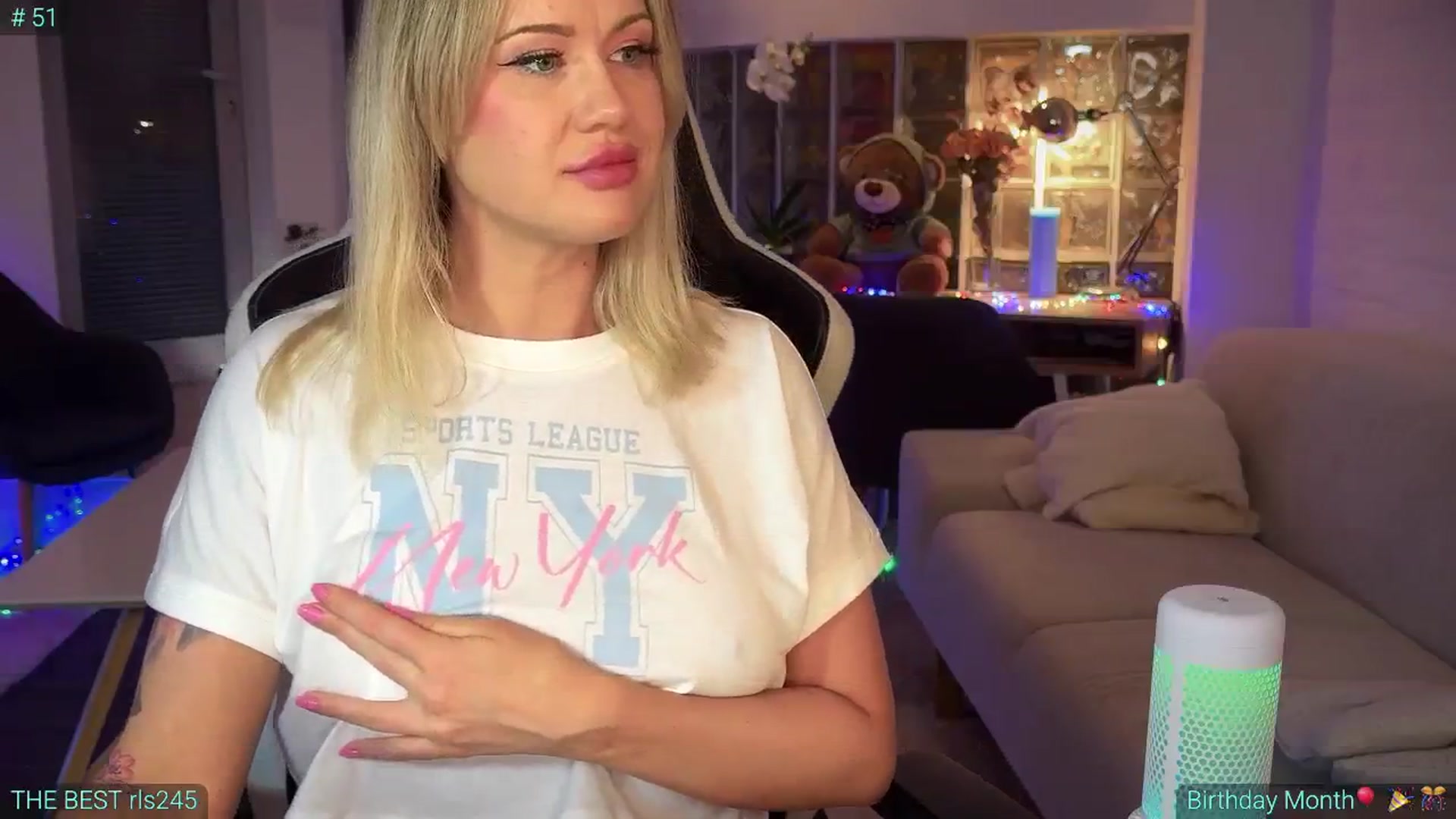 Gallery image thumbnail from AlexiAngel's myfreecams stream on, 01/24/2025, 19:05 image 4 of 20