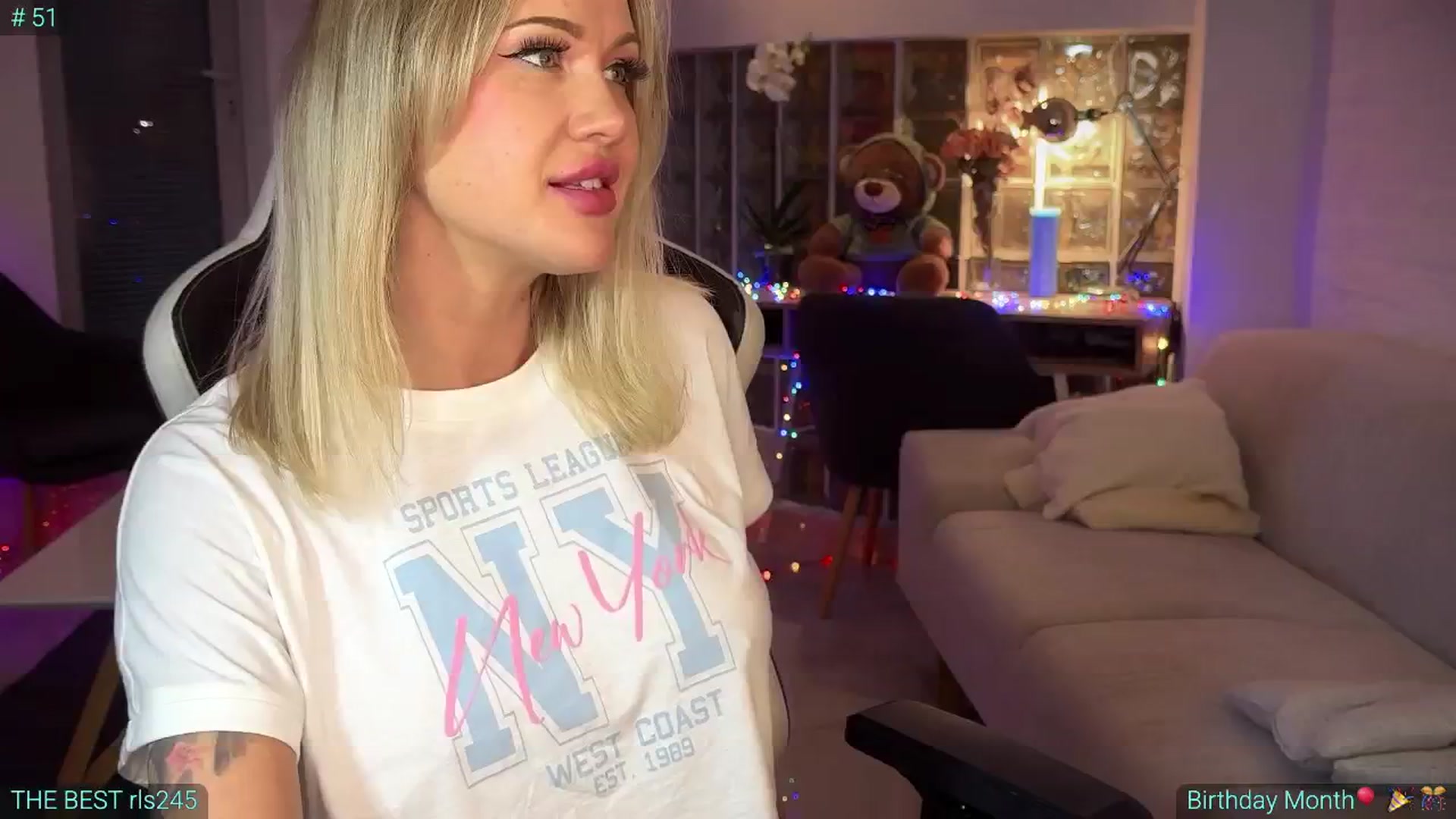 Gallery image thumbnail from AlexiAngel's myfreecams stream on, 01/24/2025, 19:05 image 1 of 20