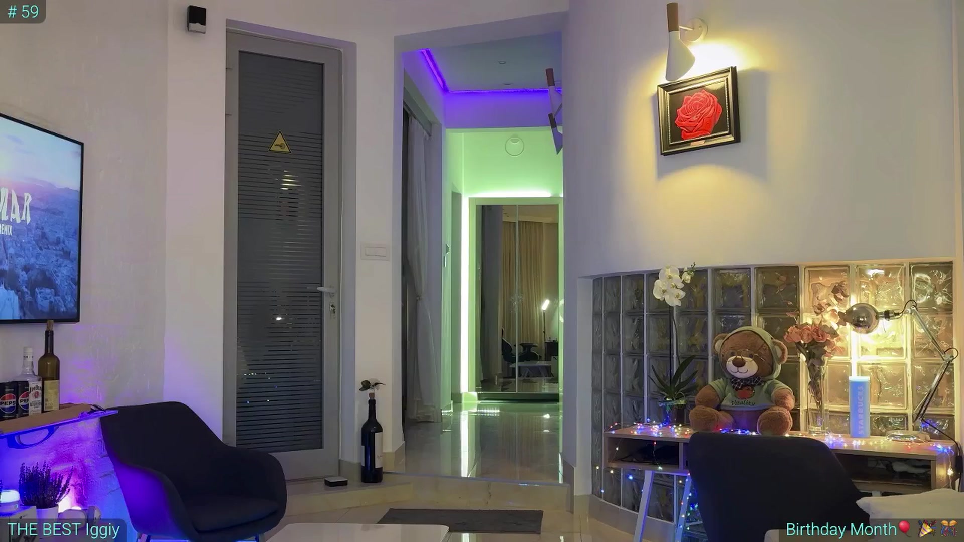 Gallery image thumbnail from AlexiAngel's myfreecams stream on, 01/25/2025, 05:38 image 16 of 20