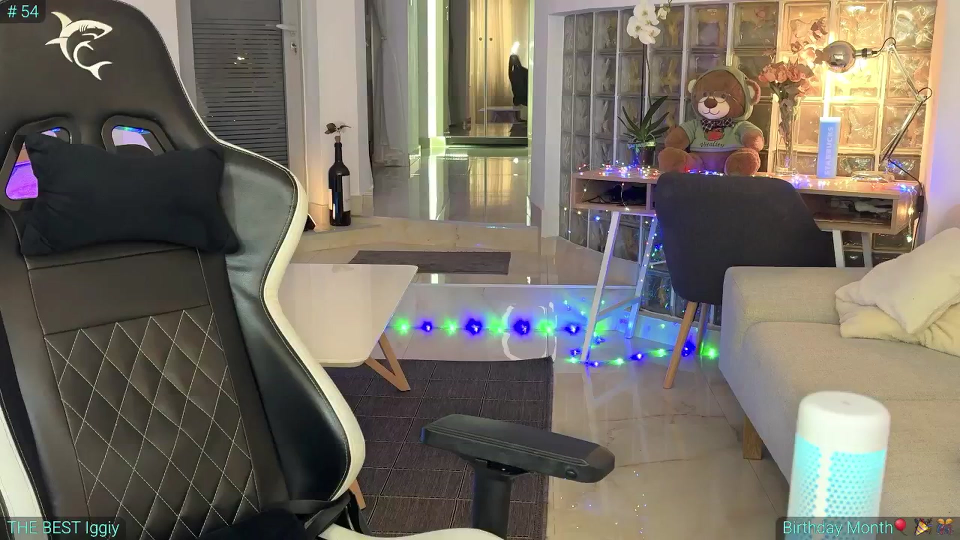 Gallery image thumbnail from AlexiAngel's myfreecams stream on, 01/25/2025, 08:01 image 20 of 20