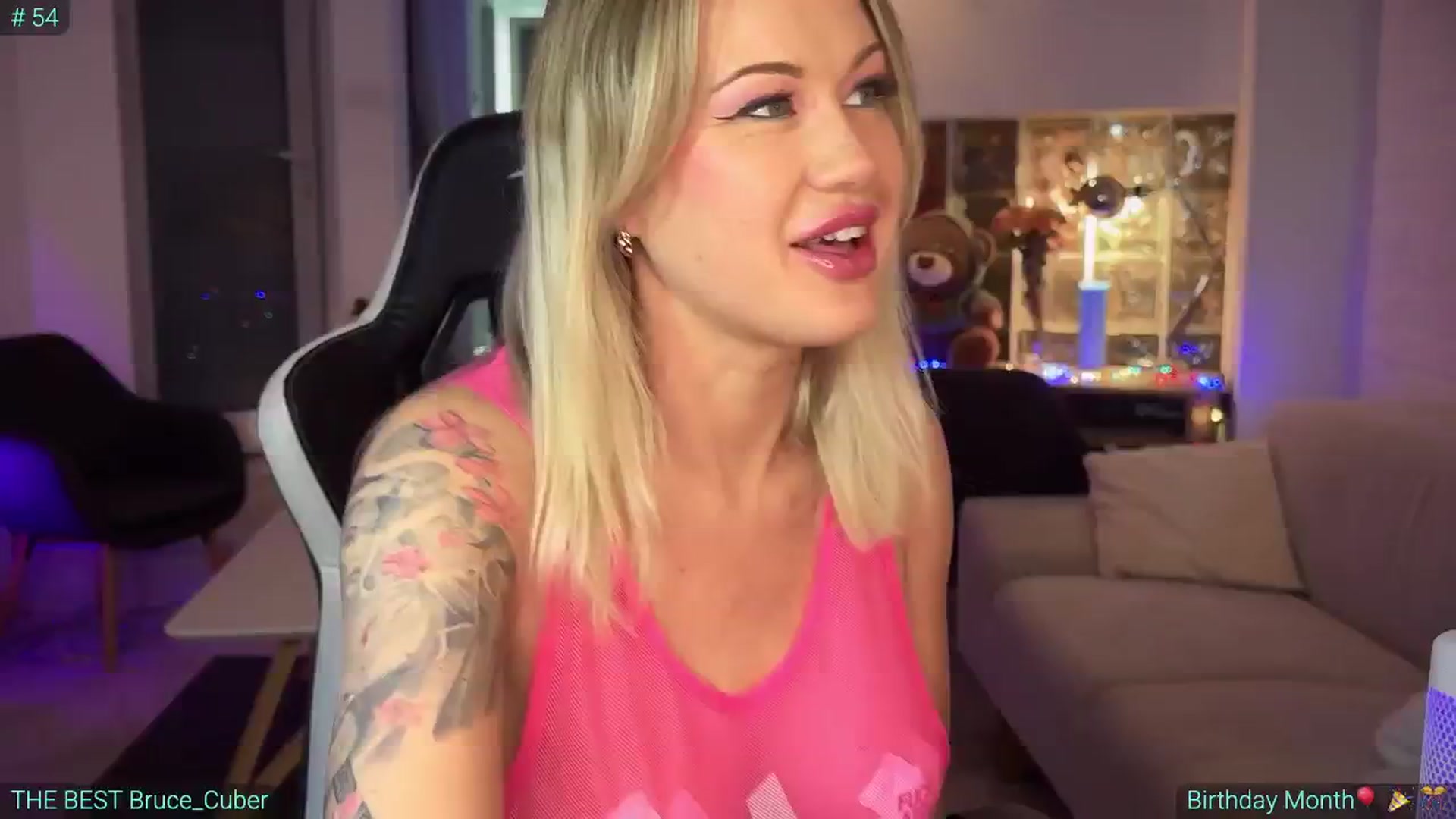 Gallery image thumbnail from AlexiAngel's myfreecams stream on, 01/26/2025, 05:52 image 9 of 20