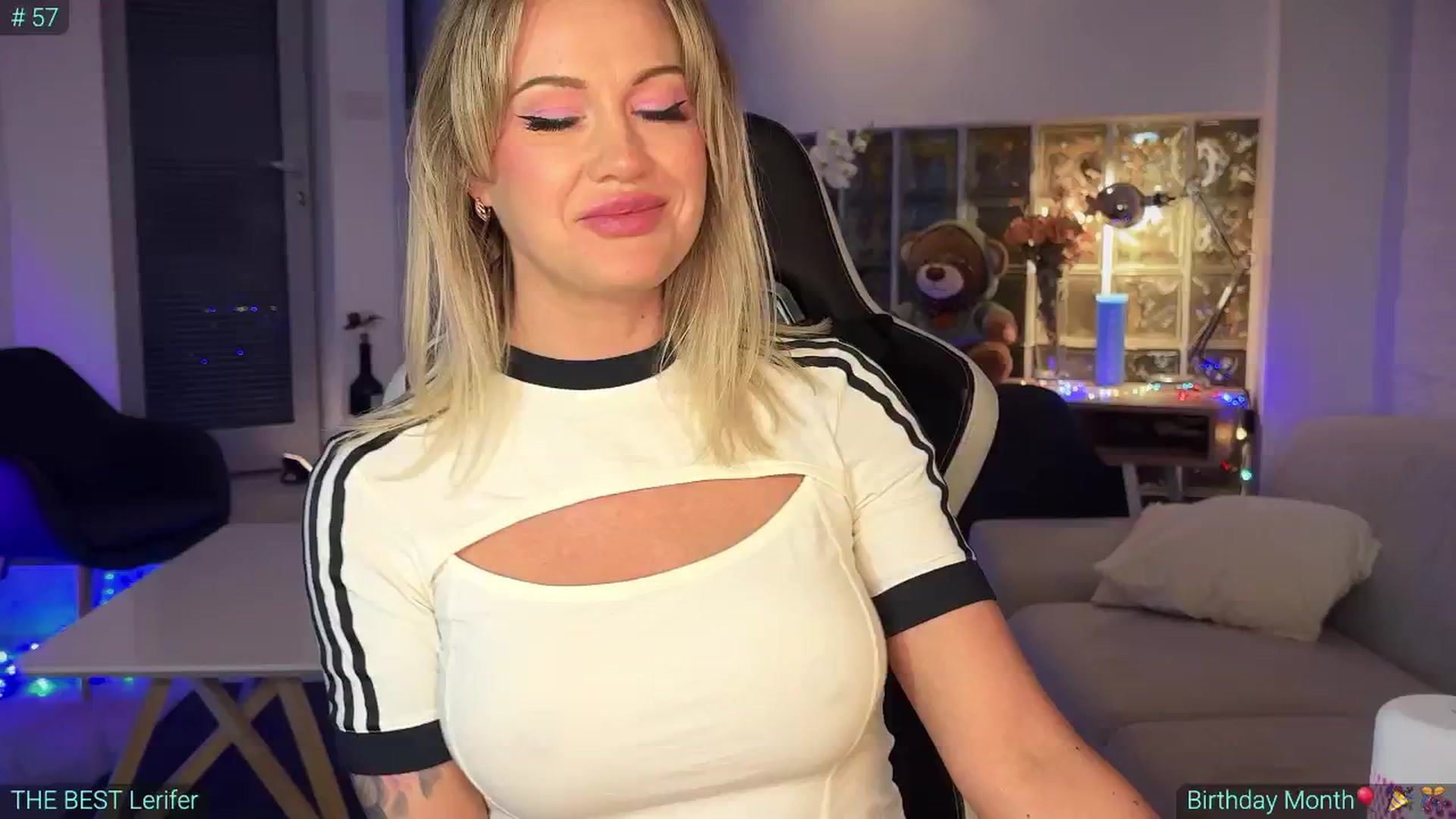 Gallery image thumbnail from AlexiAngel's myfreecams stream on, 01/26/2025, 19:16 image 15 of 20