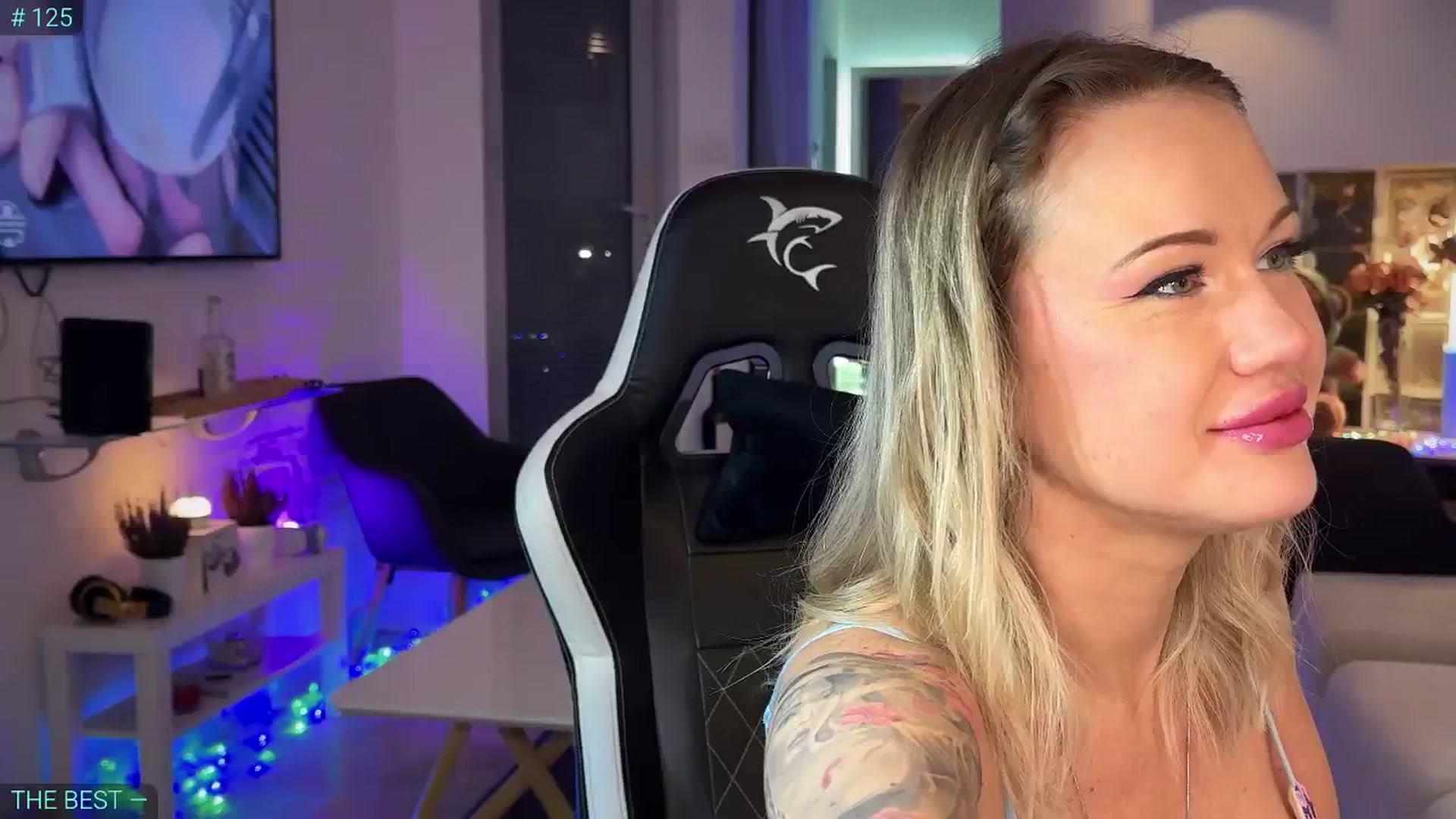 Gallery image thumbnail from AlexiAngel's myfreecams stream on, 02/10/2025, 08:51 image 2 of 20