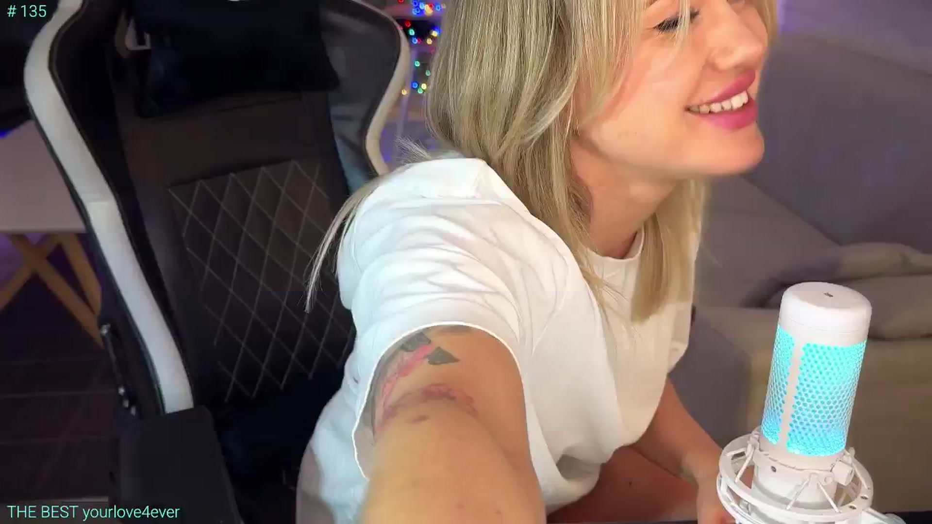 Gallery image thumbnail from AlexiAngel's myfreecams stream on, 02/11/2025, 06:30 image 13 of 20