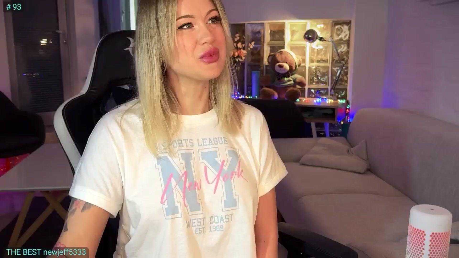 Gallery image thumbnail from AlexiAngel's myfreecams stream on, 02/18/2025, 05:48 image 18 of 20