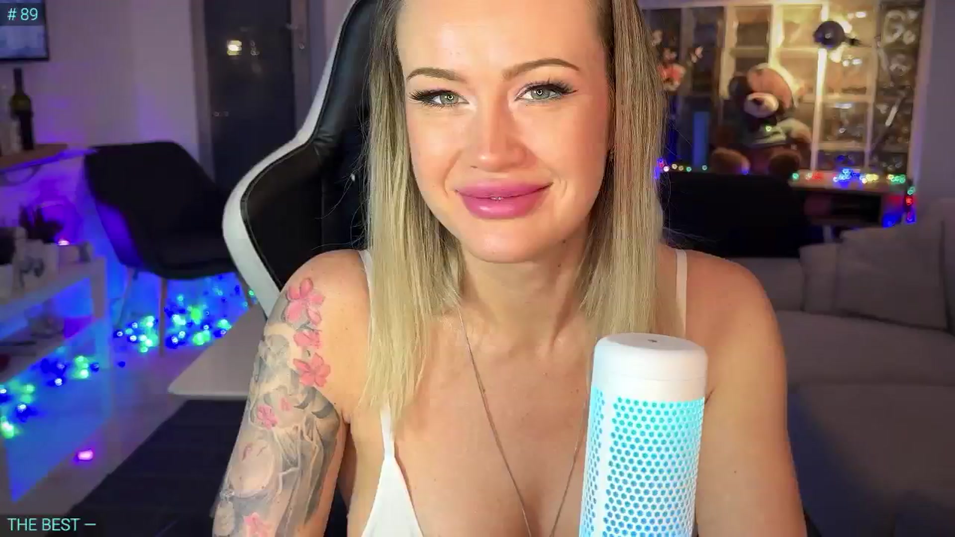 Gallery image thumbnail from AlexiAngel's myfreecams stream on, 02/24/2025, 06:20 image 12 of 20