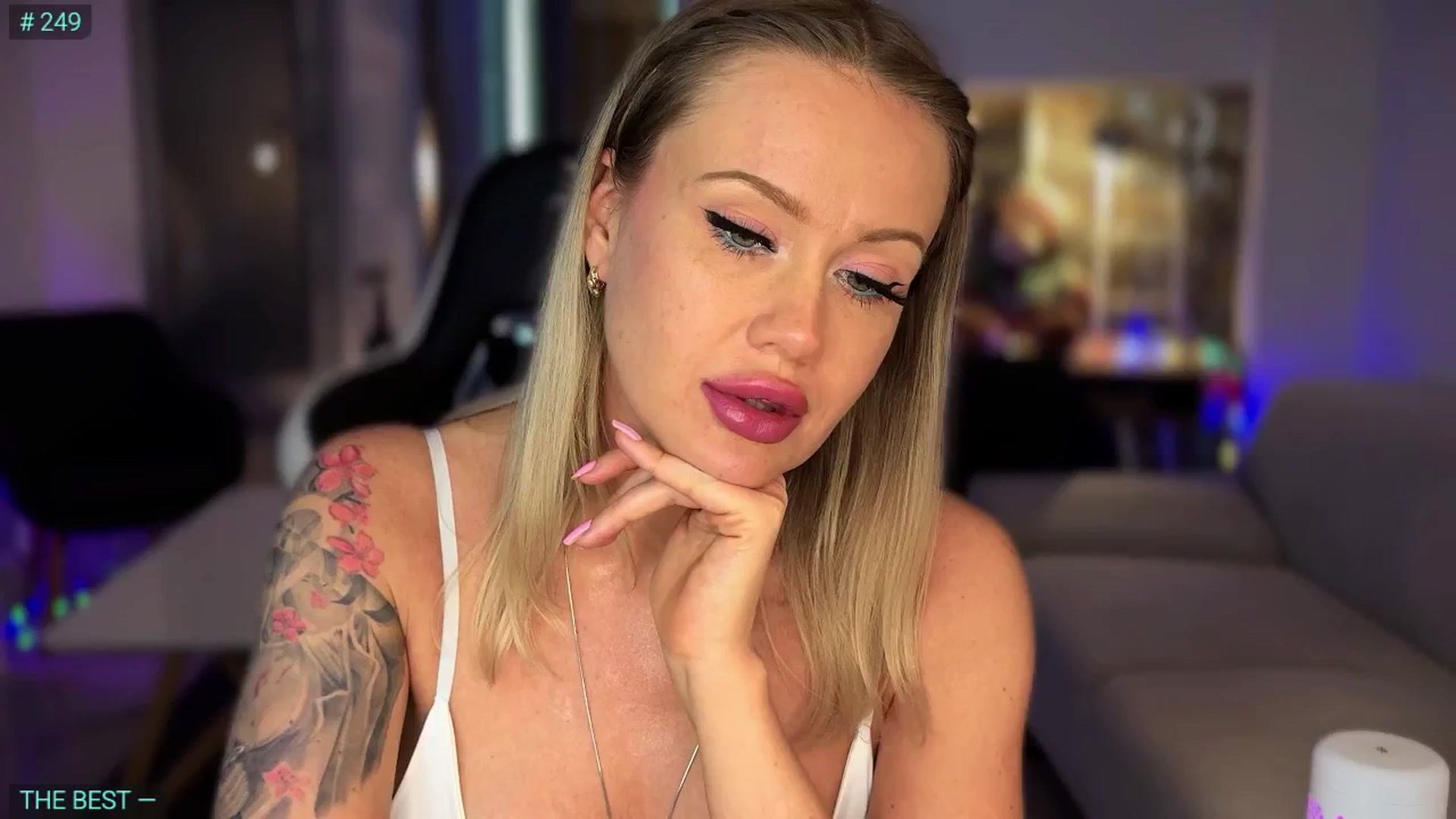 Gallery image thumbnail from AlexiAngel's myfreecams stream on, 03/07/2025, 19:59 image 1 of 20