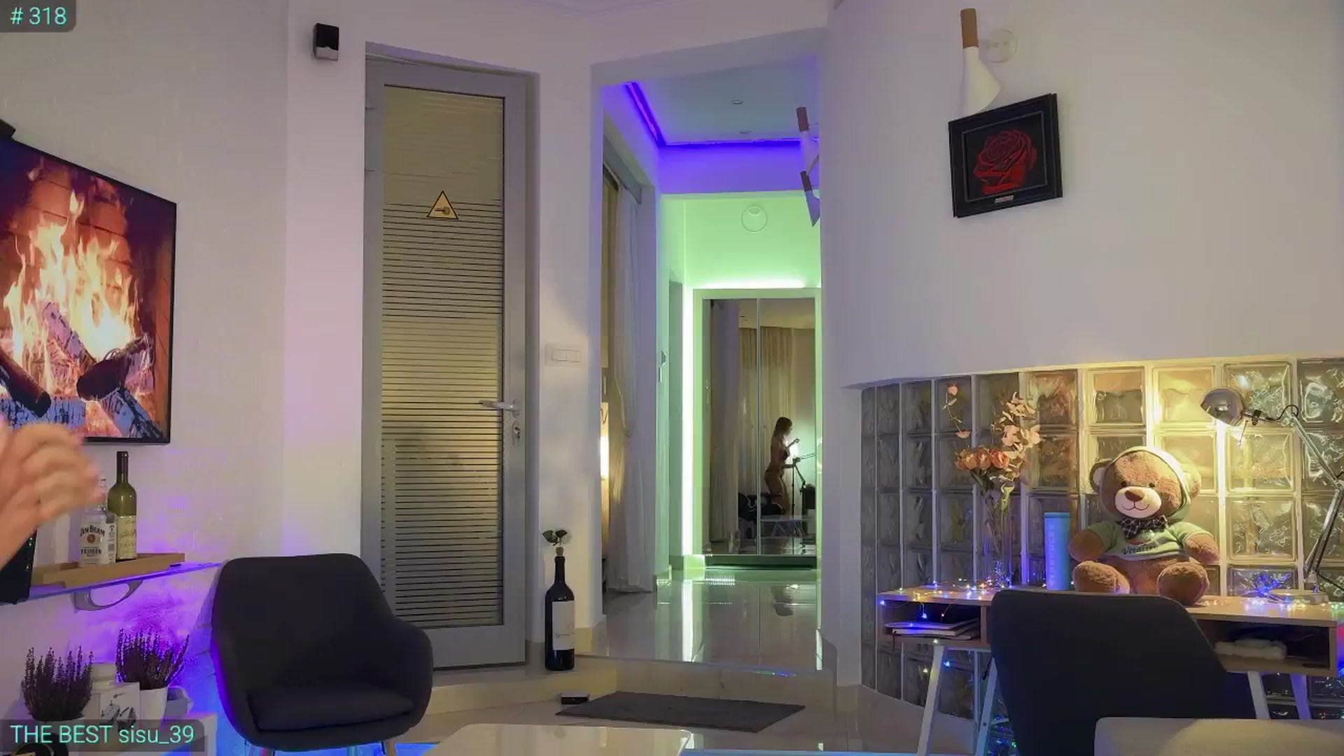 Gallery image thumbnail from AlexiAngel's myfreecams stream on, 03/12/2025, 07:03 image 6 of 20