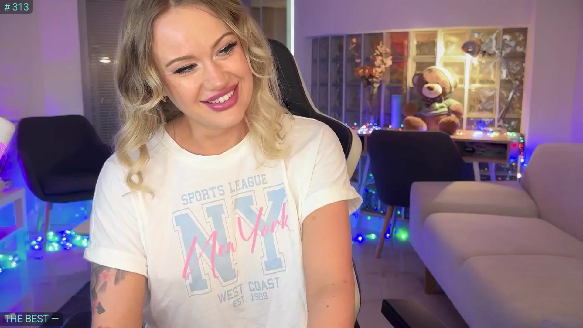Gallery image thumbnail from AlexiAngel's myfreecams stream on, 03/12/2025, 16:53 image 11 of 20