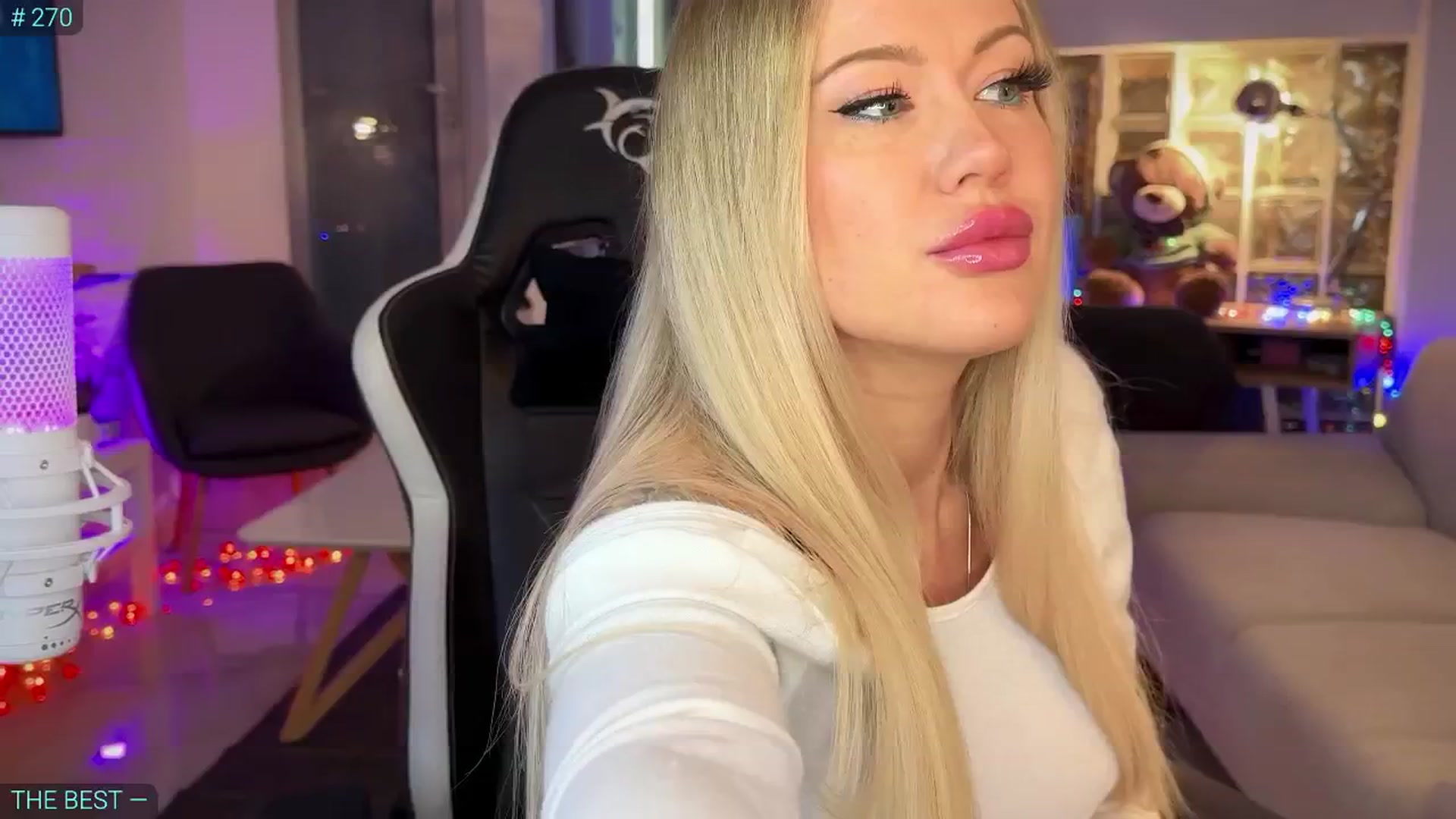 Gallery image thumbnail from AlexiAngel's myfreecams stream on, 03/20/2025, 05:09 image 11 of 20
