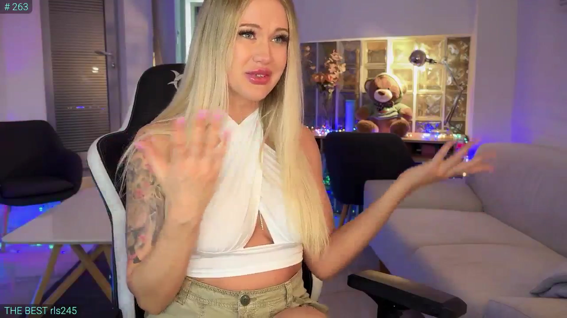 Gallery image thumbnail from AlexiAngel's myfreecams stream on, 03/20/2025, 19:37 image 5 of 20