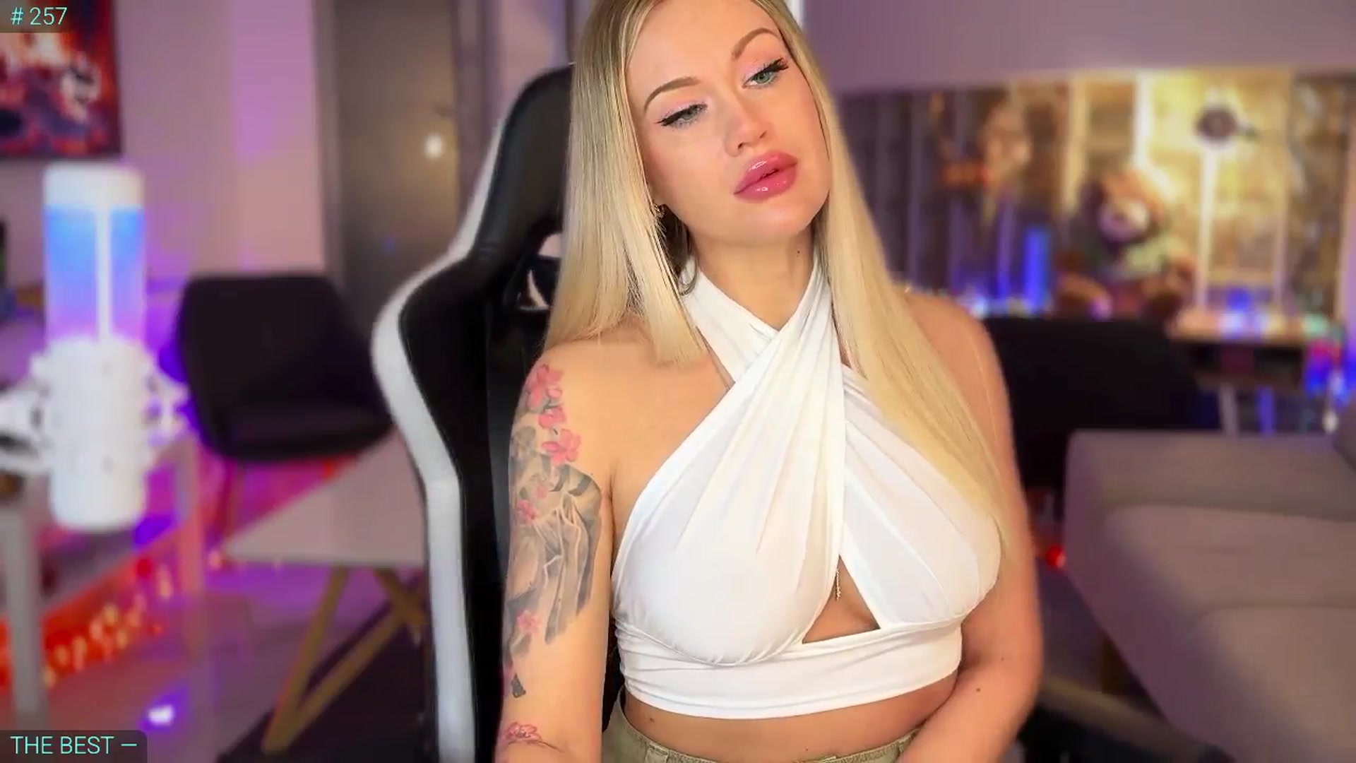 Gallery image thumbnail from AlexiAngel's myfreecams stream on, 03/21/2025, 07:31 image 4 of 20