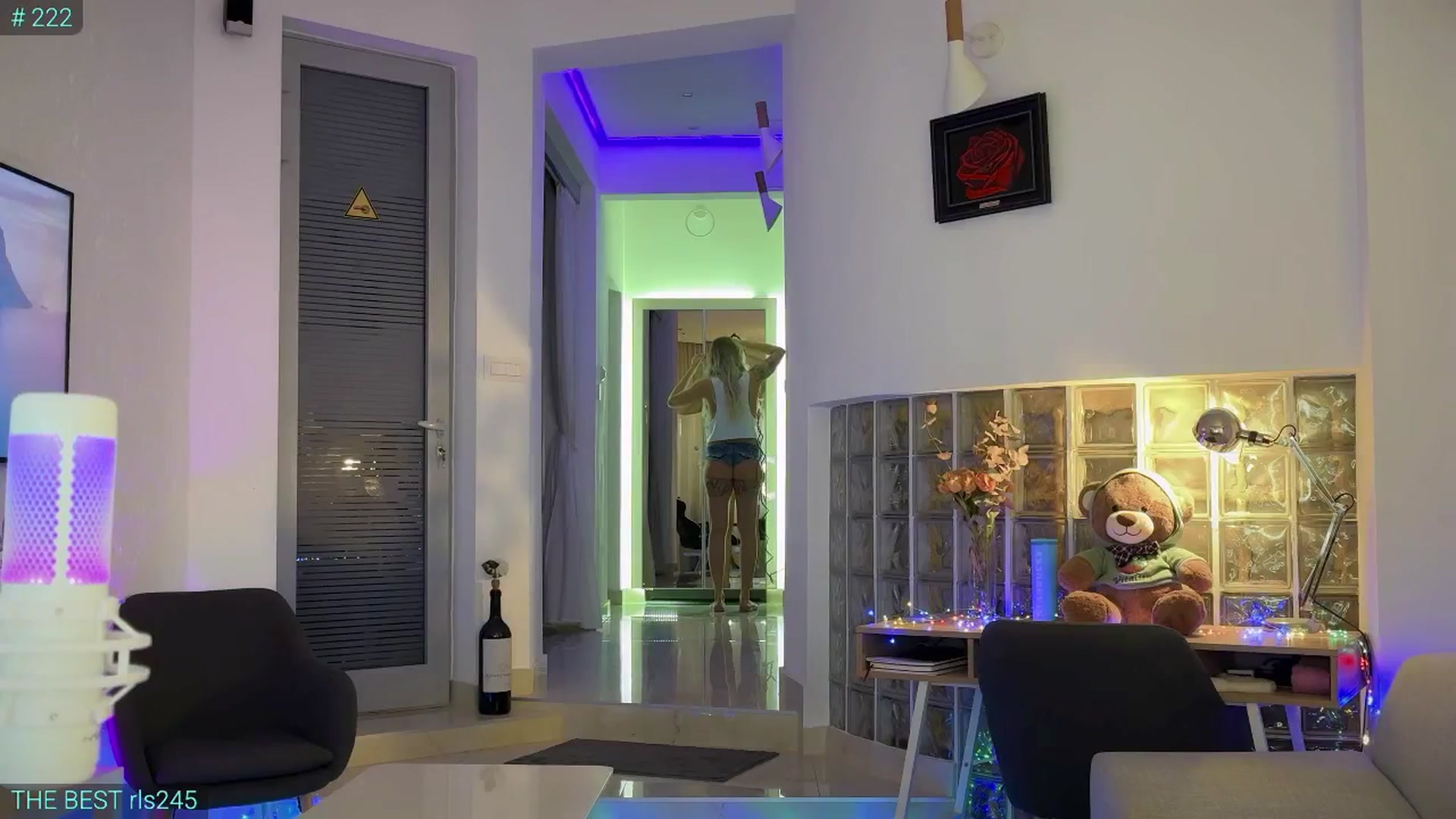 Gallery image thumbnail from AlexiAngel's myfreecams stream on, 03/23/2025, 05:45 image 2 of 20