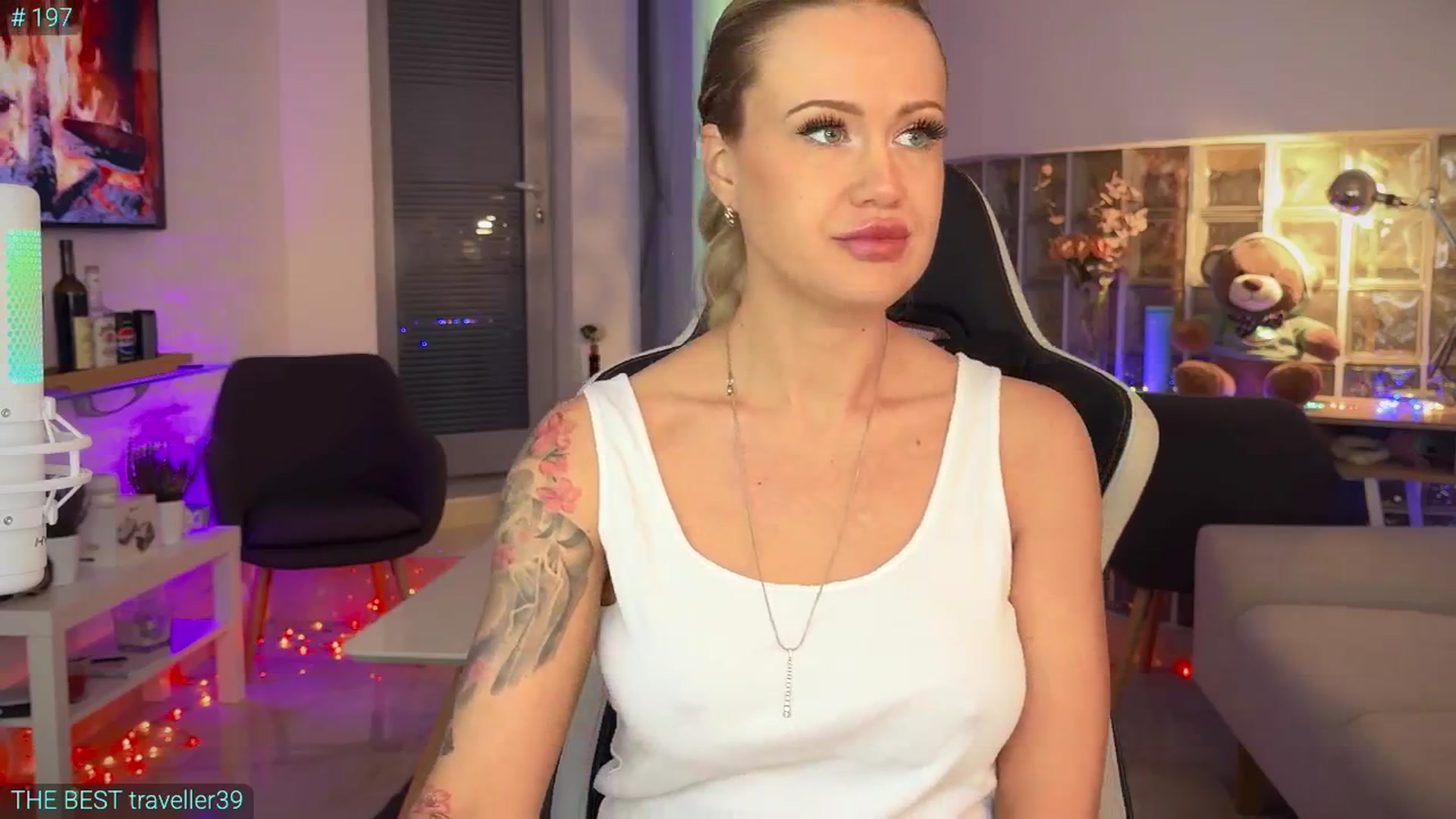 Gallery image thumbnail from AlexiAngel's myfreecams stream on, 03/25/2025, 07:39 image 13 of 20