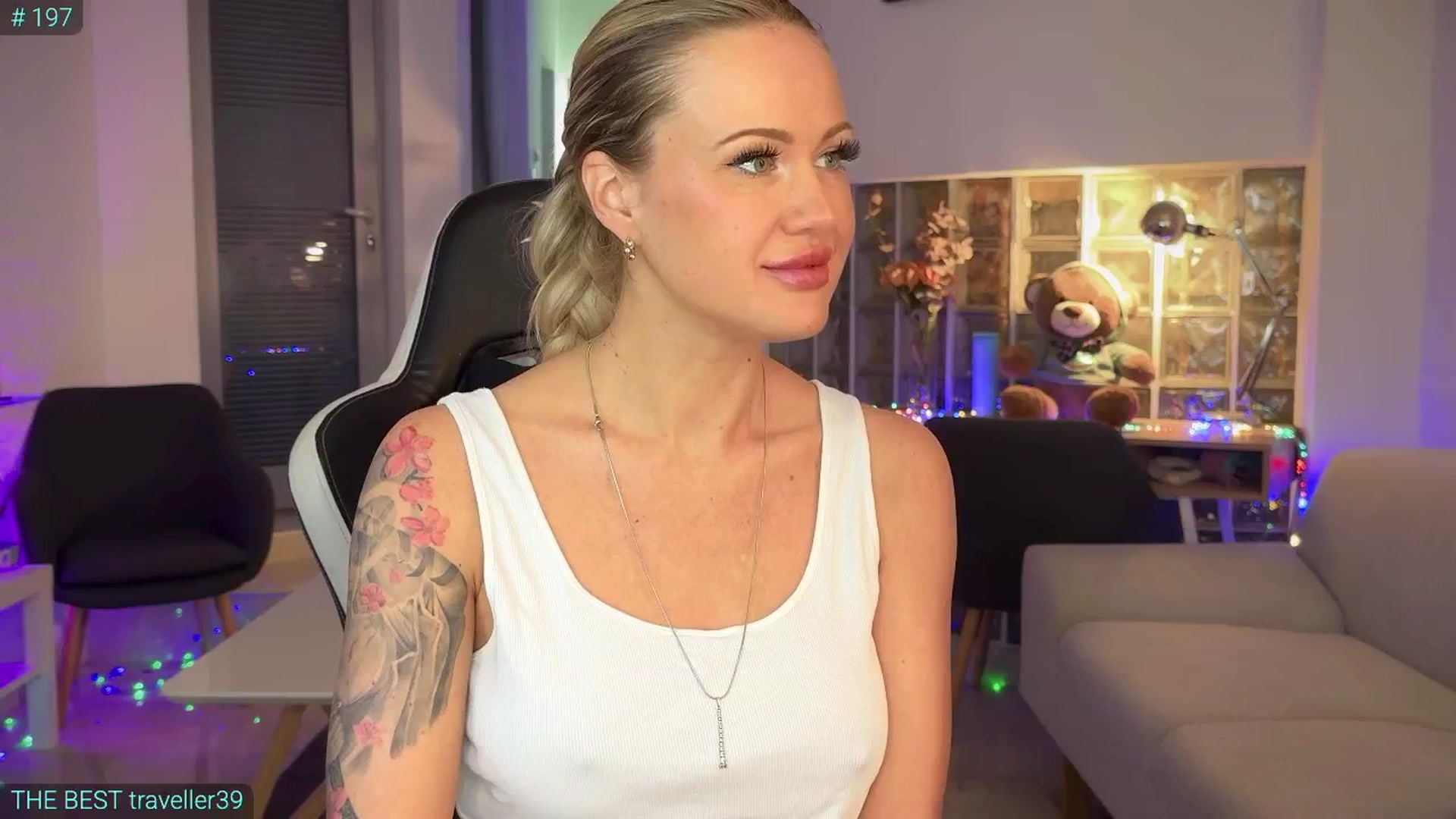 Gallery image thumbnail from AlexiAngel's myfreecams stream on, 03/25/2025, 07:39 image 11 of 20